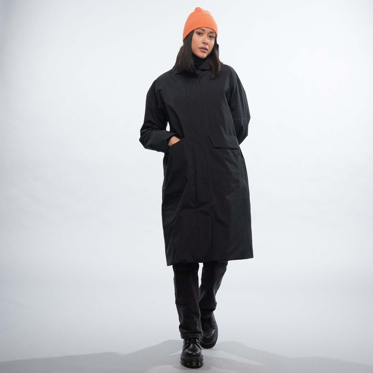Bergans Outdoorjacke Oslo Urban Insulated W Parka Eleganter Damenparka mit recycelter Isolierung, wasserdicht