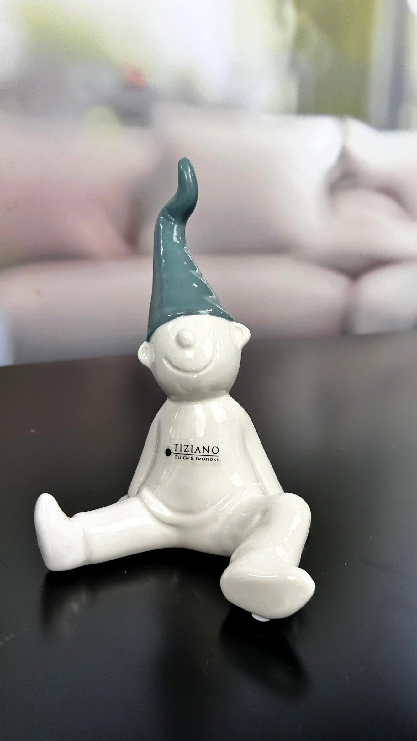 TIZIANO - DESIGN & EMOTIONS Dekofigur Zwerg Fido sitzend Mütze in 2 Farben