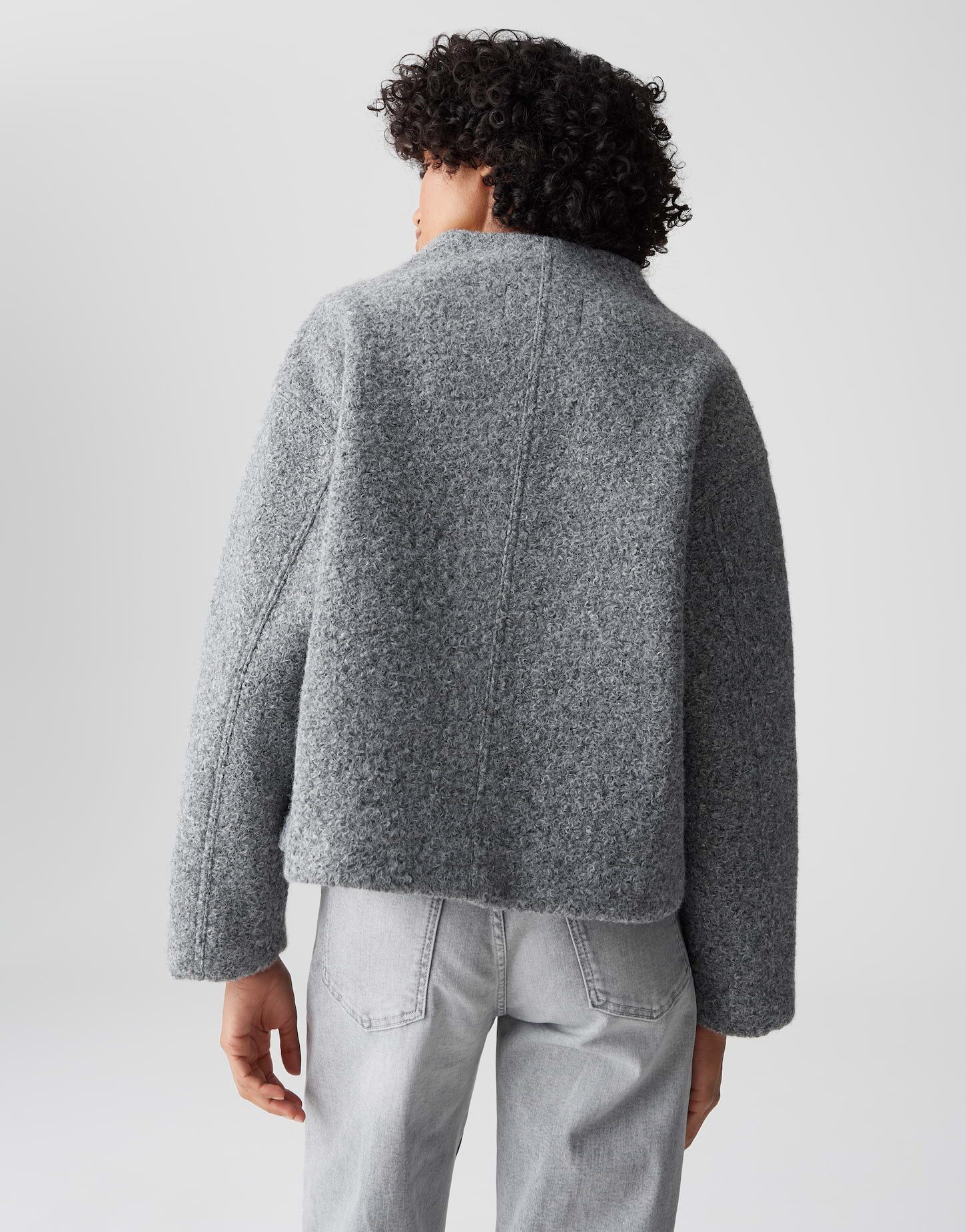 OPUS Kurzjacke HURLIE Boxy Fit HURLIE Regular Boxy Boucléjacke lockere Passform, natürlicher Griff