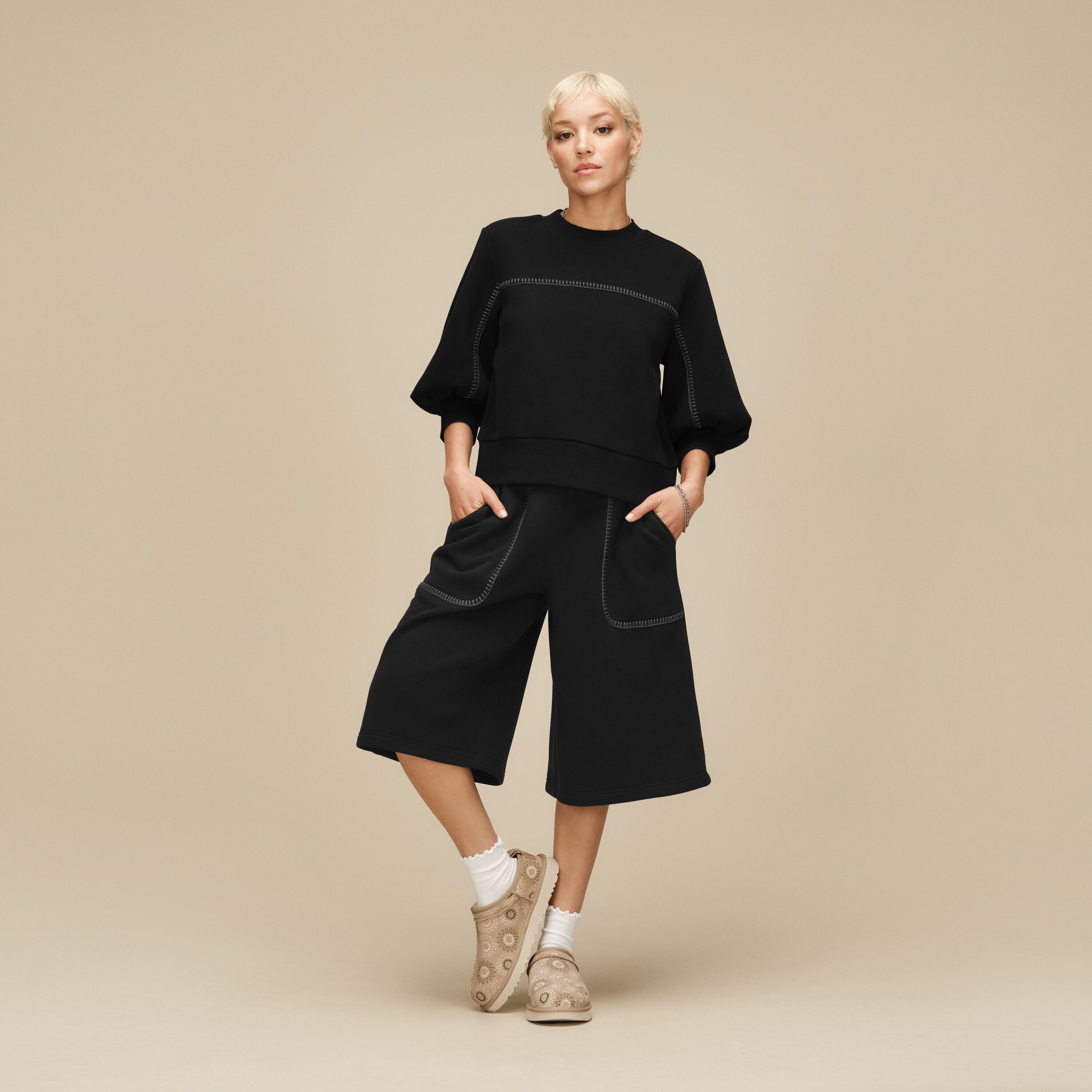 UGG CLASSIC MICRO SUN STITCH Clog Boots, Clog mit Anziehlasche günstig online kaufen