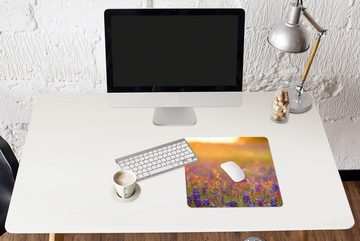 MuchoWow Gaming Mauspad Blumen - Gold - Sonne (1-St), Mousepad mit Rutschfester Unterseite, Gaming, 40x40 cm, XXL, Großes