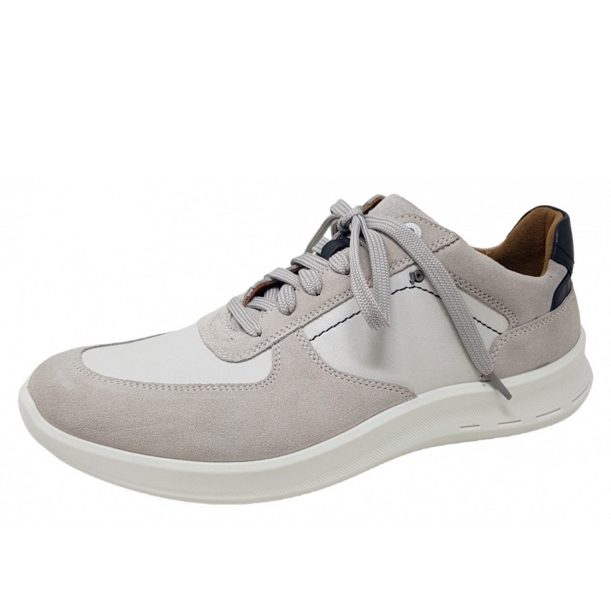 Schnürschuh