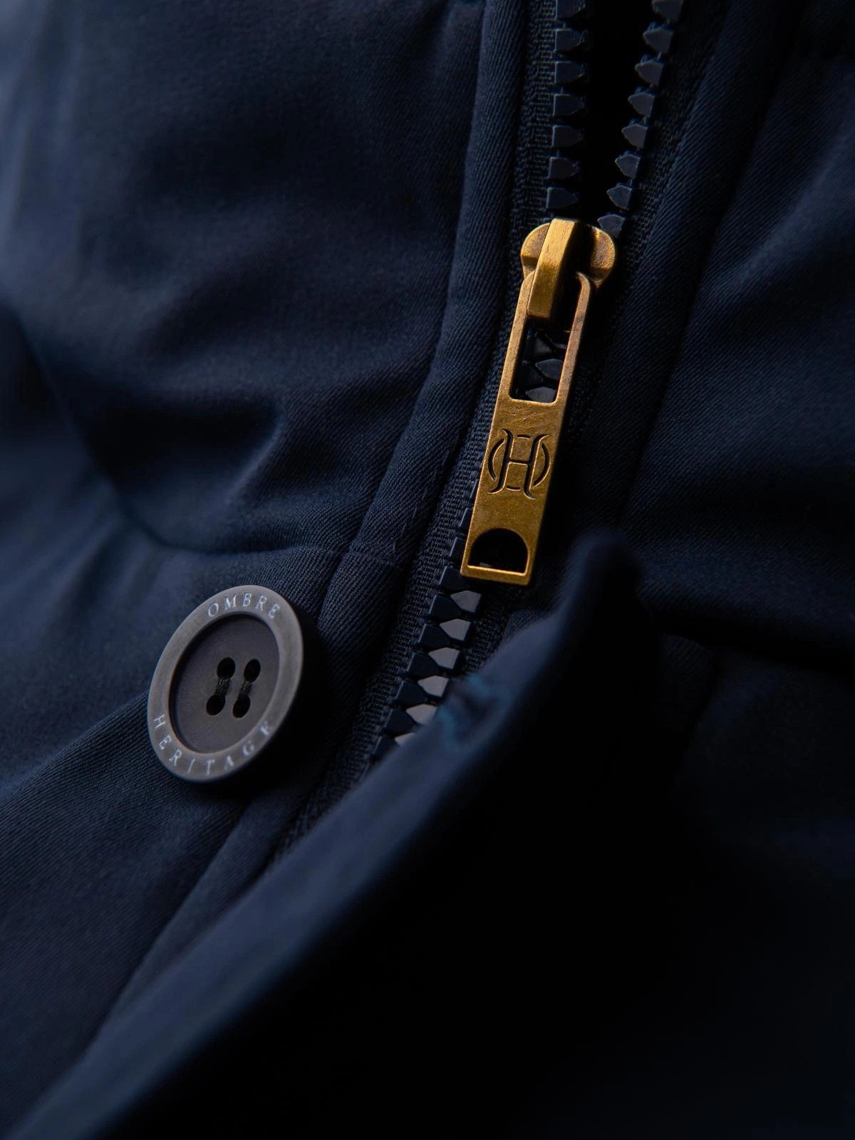 Winterjacke Elegante Herren-Parka mit Cargotaschen und Kapuze