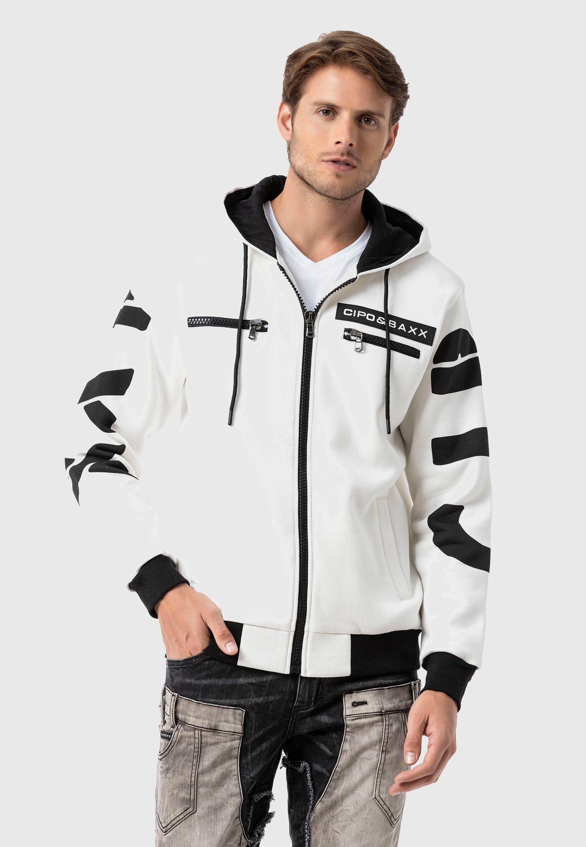 Cipo & Baxx Strickjacke Sweatjacken (1-tlg) mit Ärmel- und Rückenprint