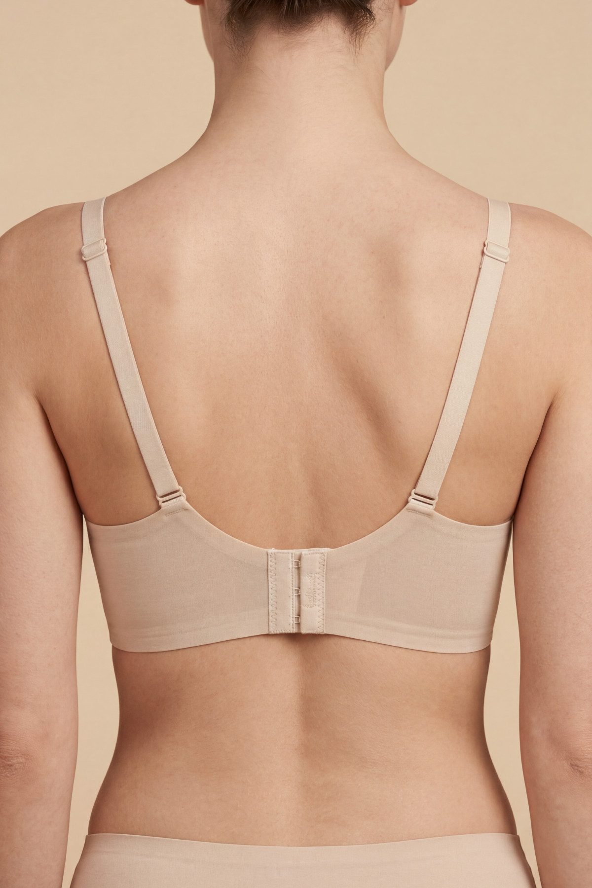 C&CITY Schalen-BH Nahtloser Laser-Cut-BH mit Polstern CC428 Beige