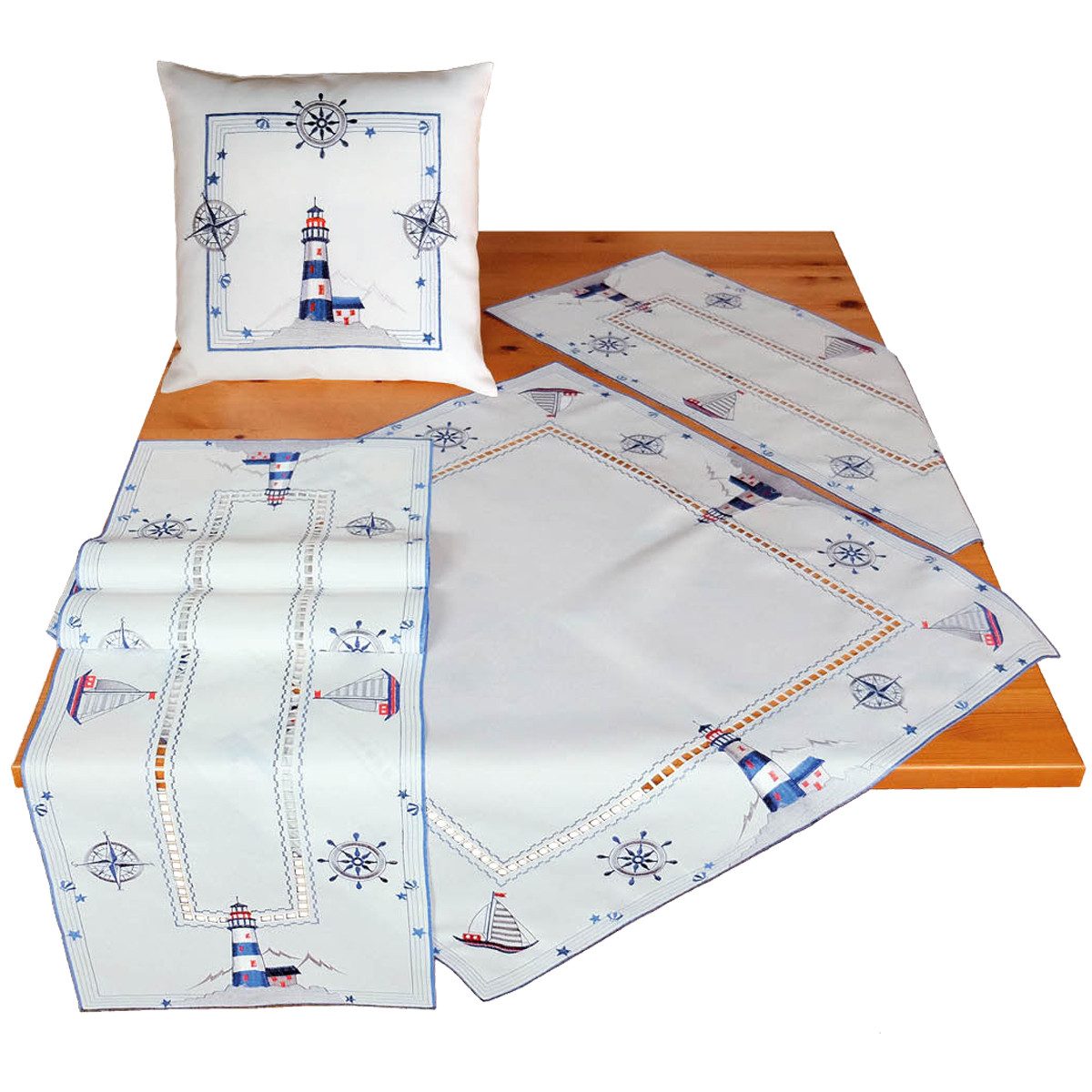 matches21 HOME & HOBBY Kissenbezüge Kissenbezug VALERIE 40 x 40 cm maritime Stickerei mit Leuchtturm, (1 Stück), Kissenhülle für Sofakissen Dekokissen Zierkissen