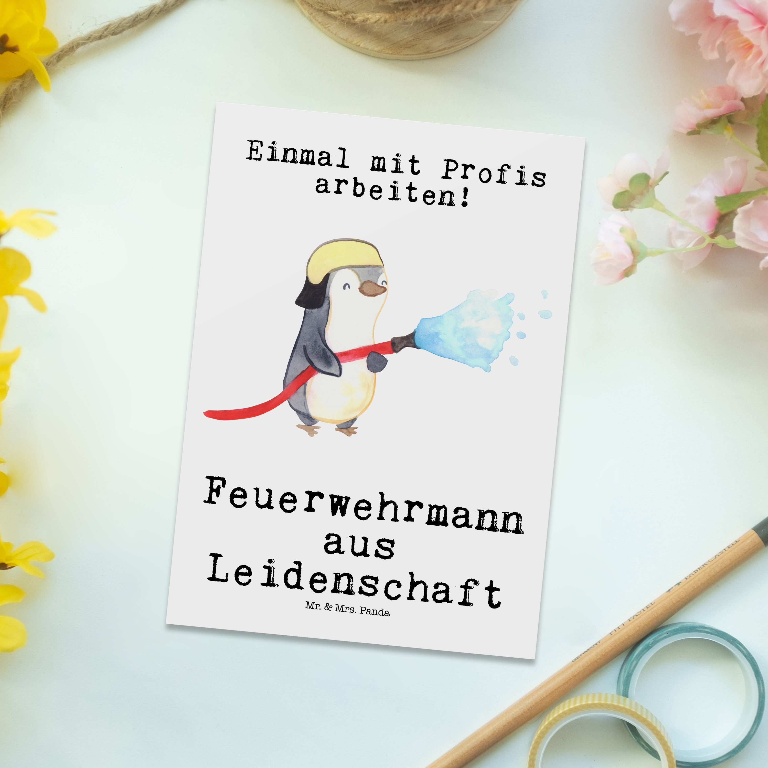 Postkarte - Mr. Feuerwehrmann - Gesche Geschenk, aus Weiß Dankeskarte, Panda Leidenschaft & Mrs.