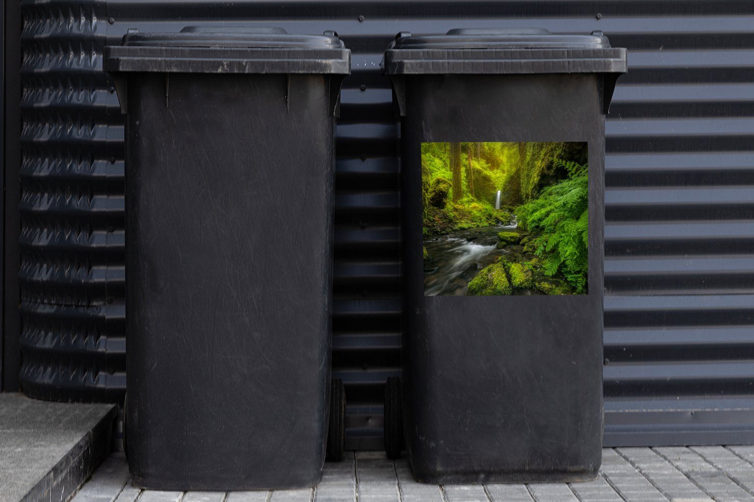 Wandsticker Container, Sticker, Dschungel vom Schönes Bild St), (1 Mülltonne, Mülleimer-aufkleber, MuchoWow Abfalbehälter