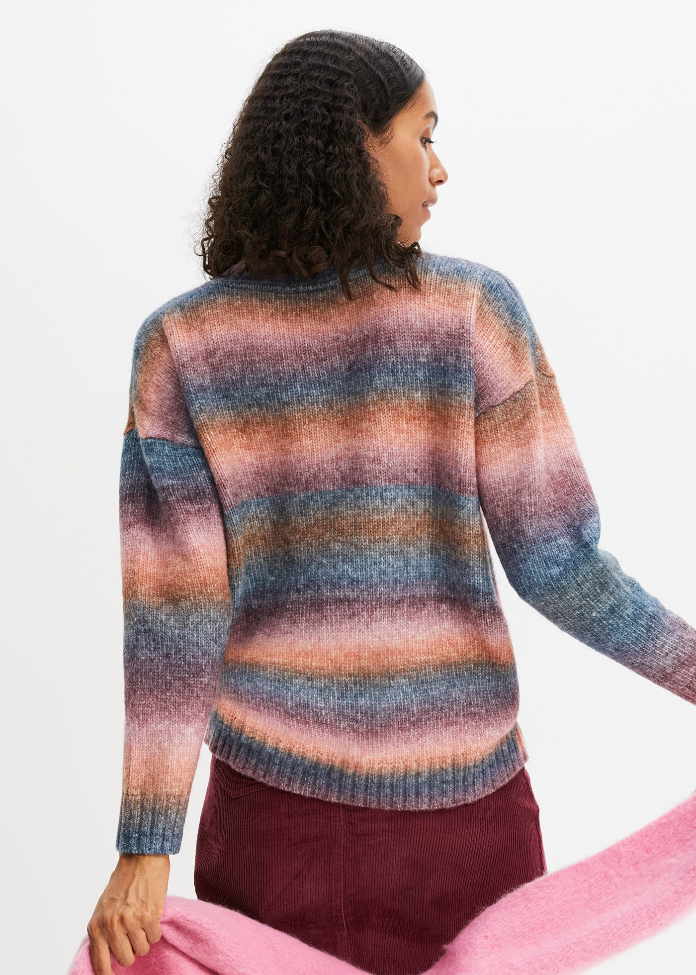 bonprix Strickpullover aus Polyacryl, Polyester, Polyamid und Wolle, ohne Kragen