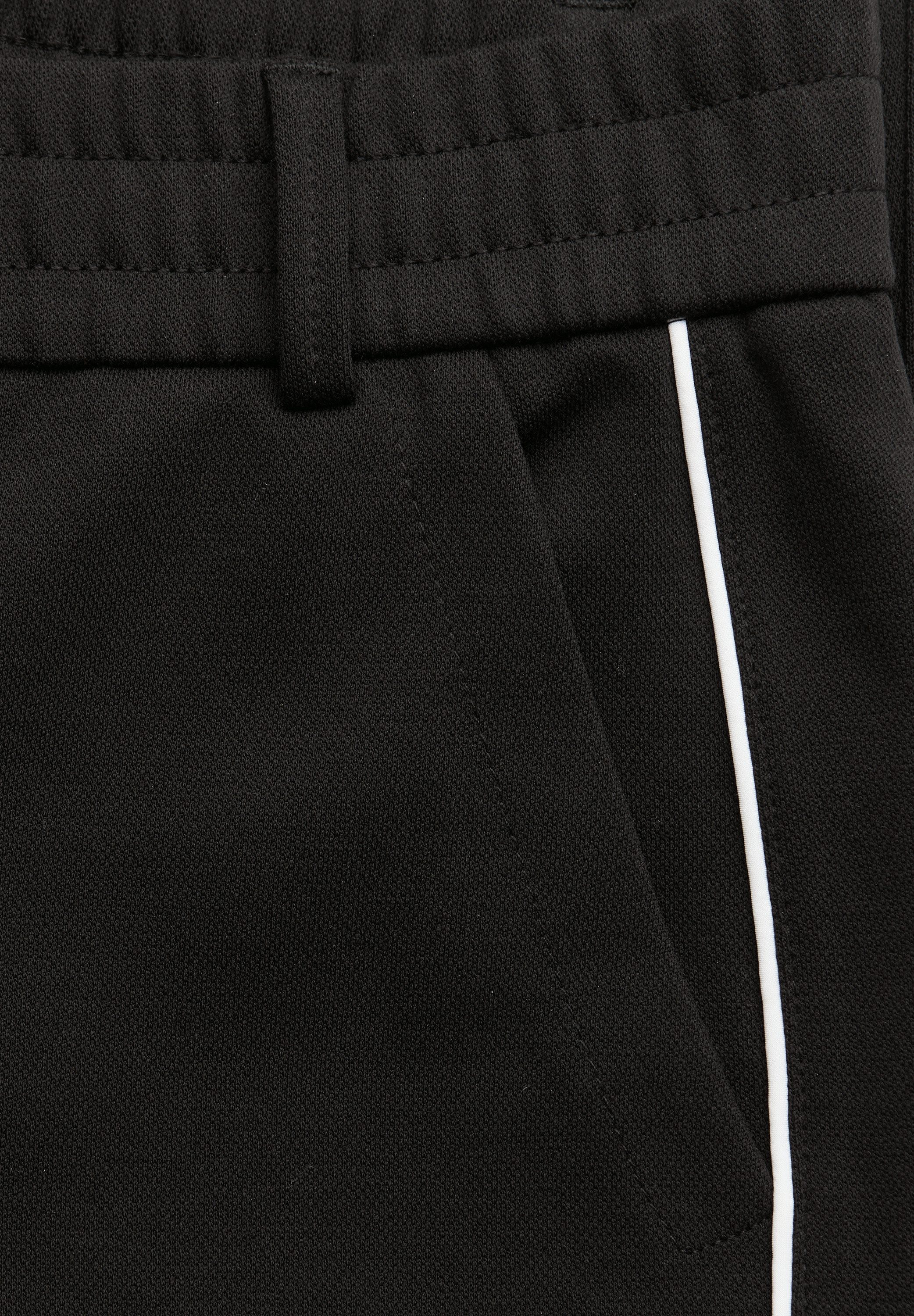 STREET ONE Stoffhose im Loose Fit