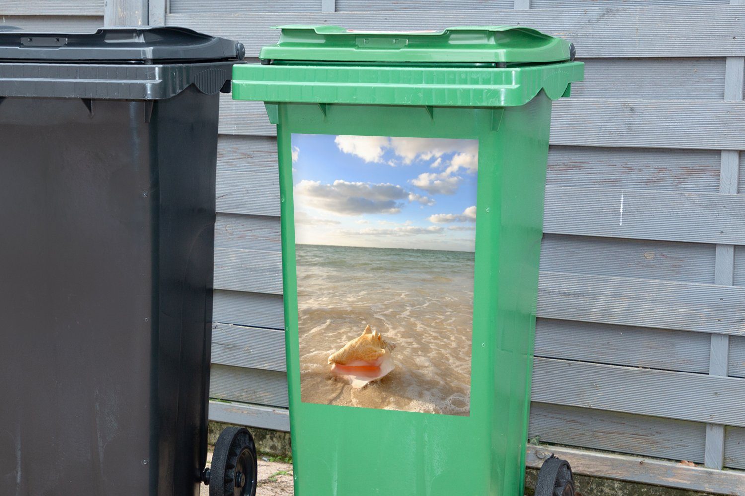 MuchoWow Wandsticker Muschel - Sticker, Abfalbehälter Himmel St), Mülleimer-aufkleber, Mülltonne, - Meer (1 Container