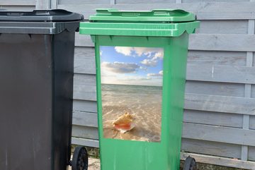 MuchoWow Wandsticker Muschel - Meer - Himmel (1 St), Mülleimer-aufkleber, Mülltonne, Sticker, Container, Abfalbehälter