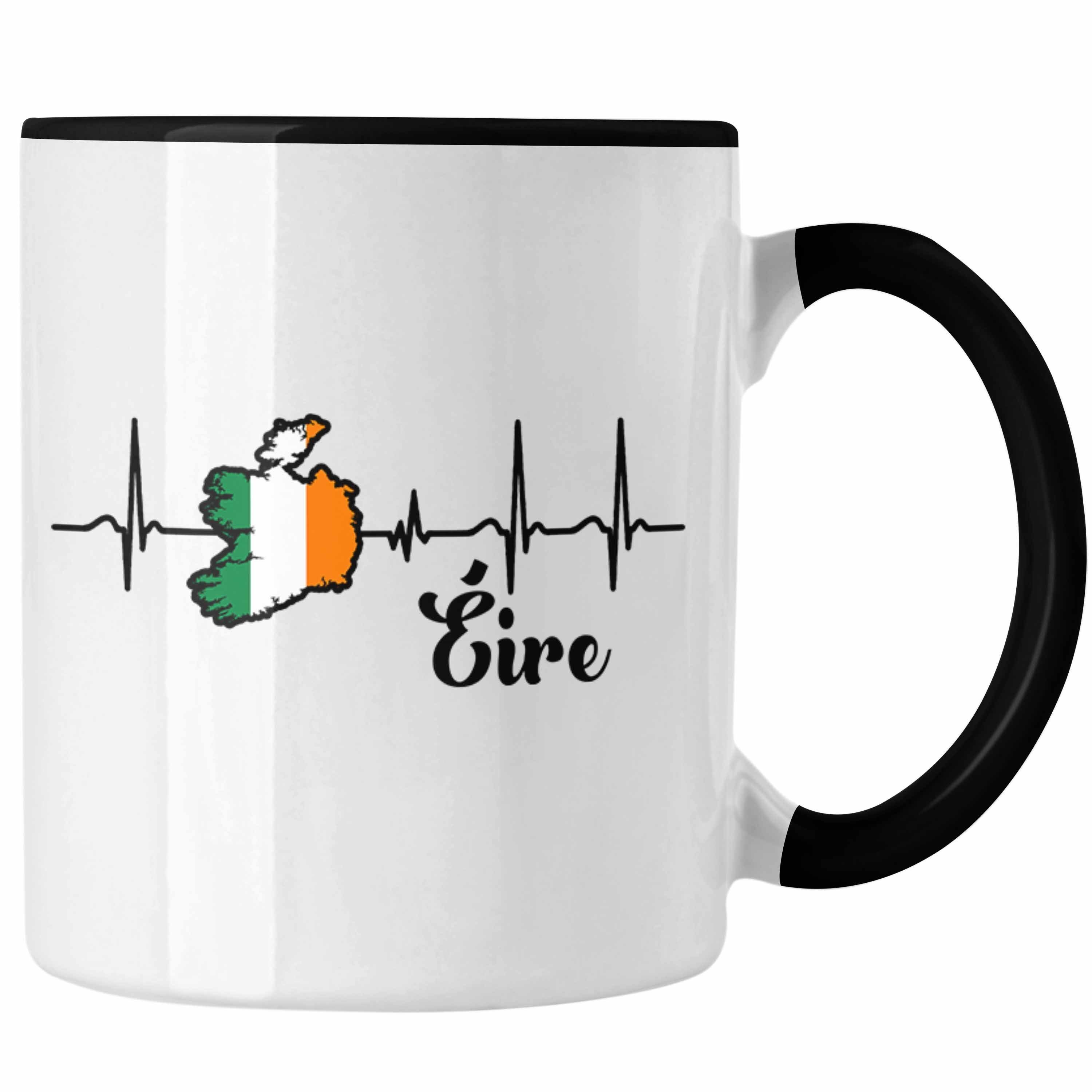 Trendation Tasse Irland Tasse "Herzschlag Eire" Geschenk für Irland-Fans Schwarz | Teetassen