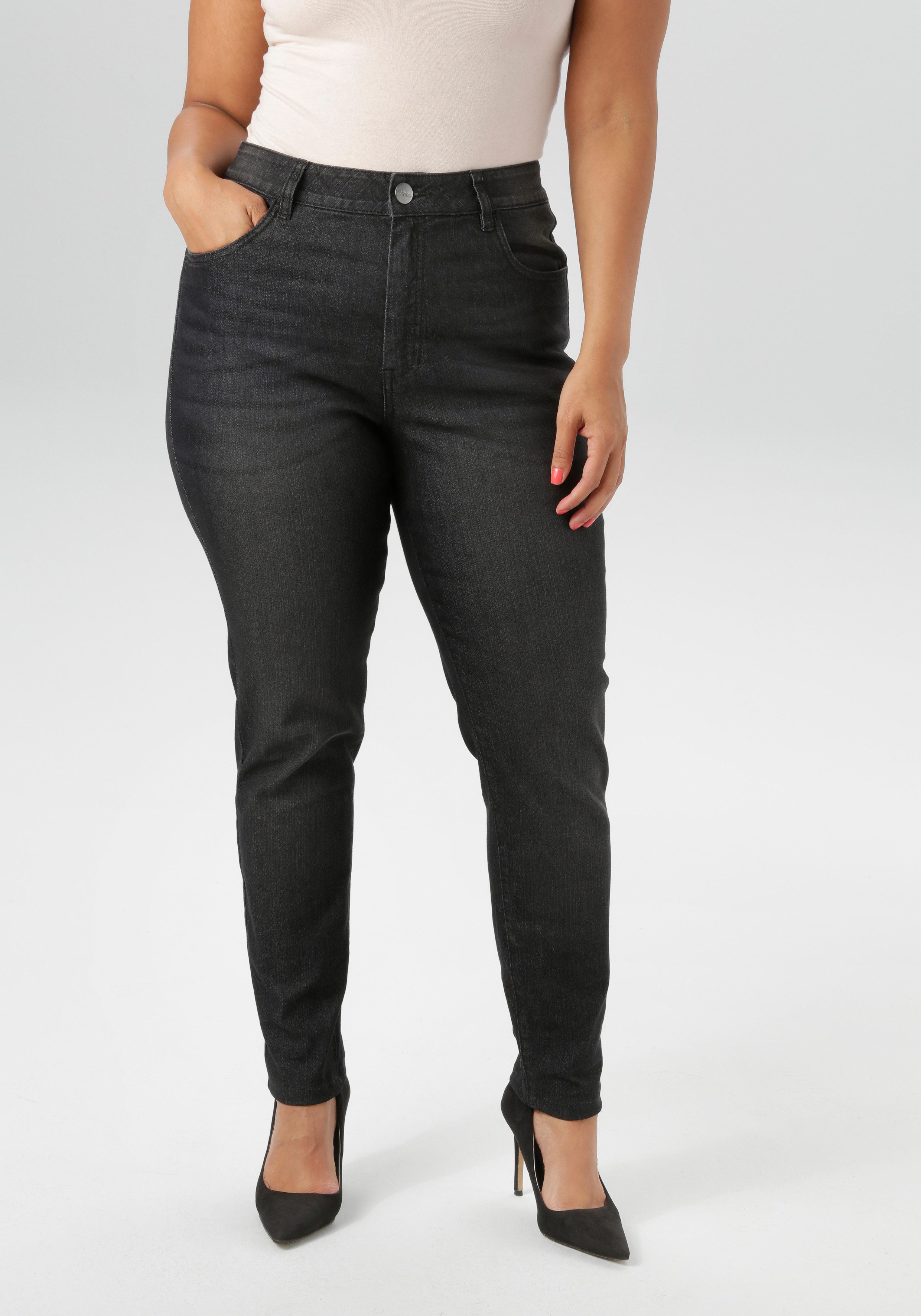 Aniston PLUS Skinny-fit-Jeans regular waist - in dezenter Used-Waschung