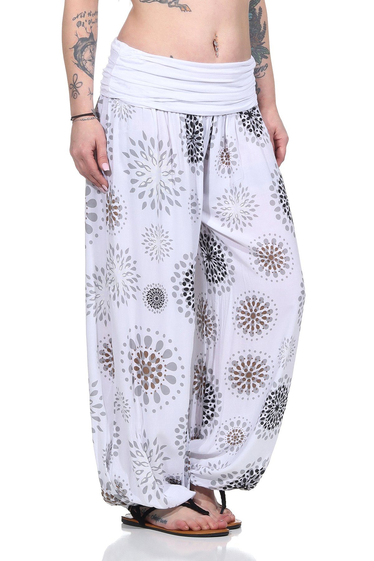 Damenmode Bund, für Pluderhose Aurela Haremshose sommerliche Haremshose Weiß sommerliches elastischem Yogahose (1-tlg) mit Design Damen leichte