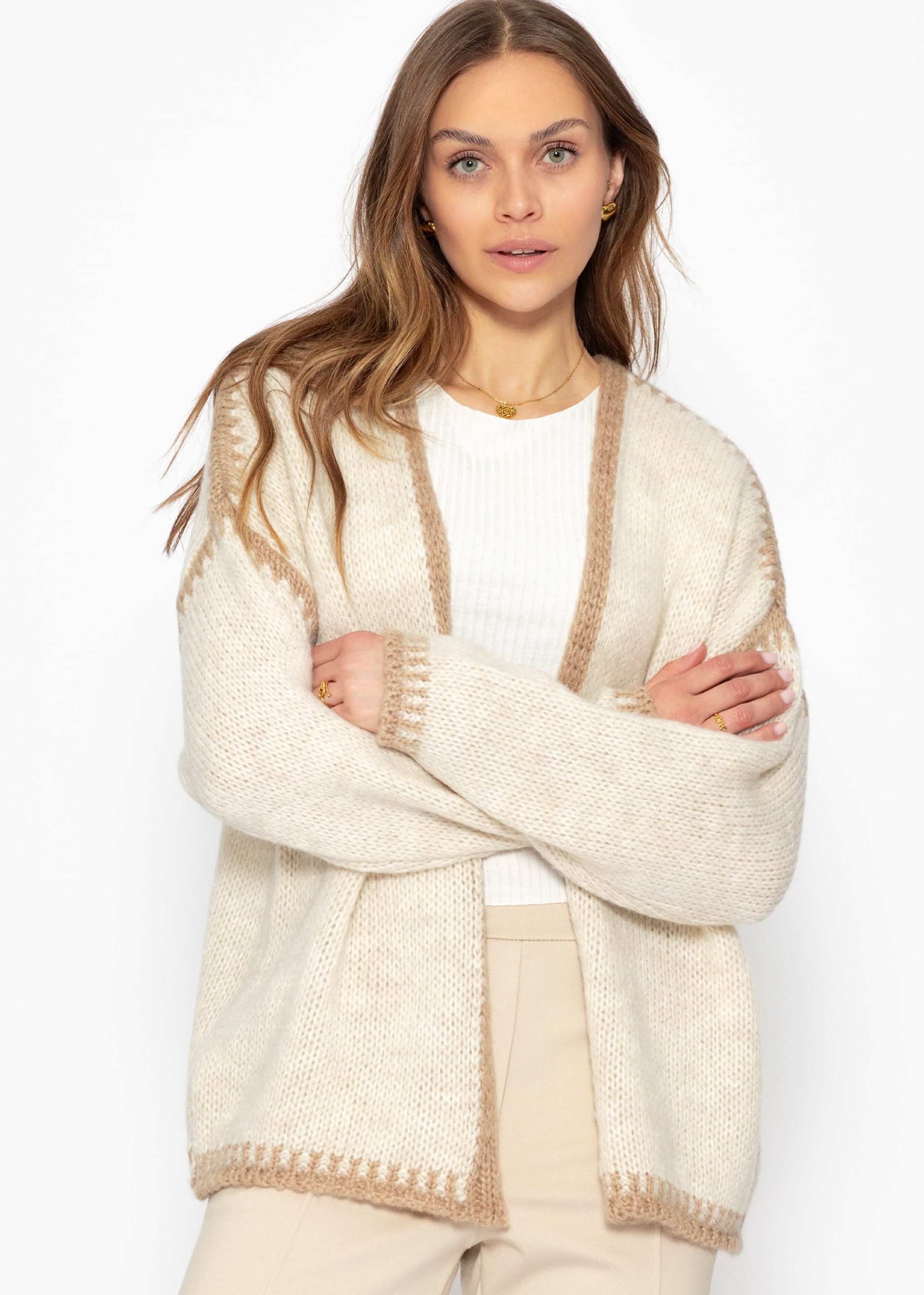 SASSYCLASSY Cardigan Lässige Strickjacke mit markanten günstig online kaufen