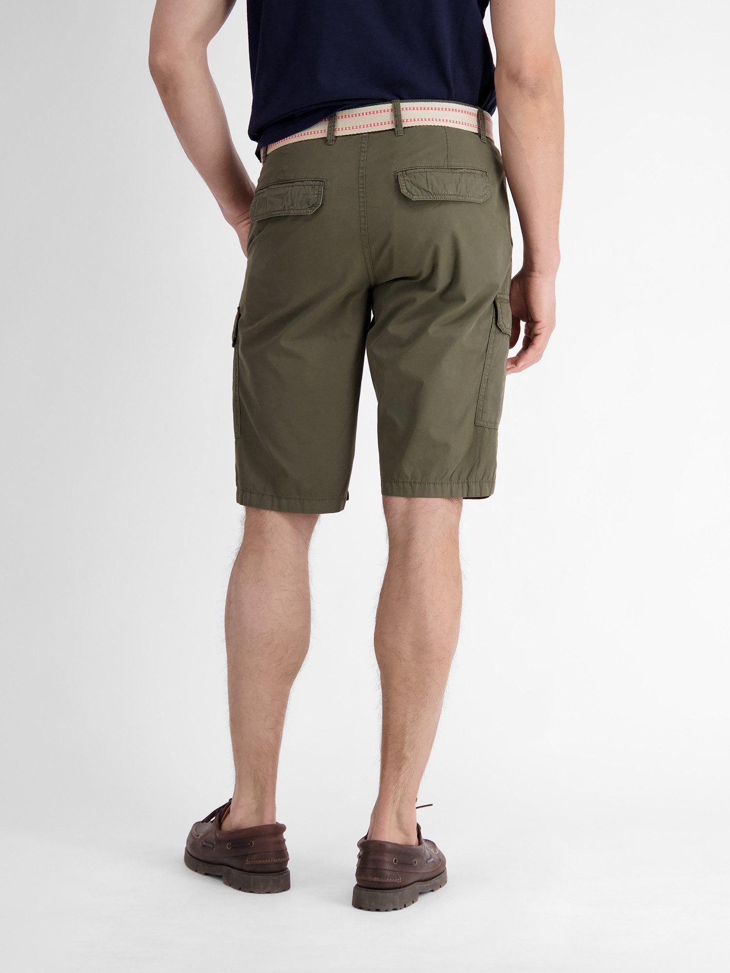 LERROS Bermudas Herren Cargo Bermudashorts mit Seitentaschen und Gürtel (Set) Bequem geschnittene Bermuda für den Sommer, Einfarbig, 100% Baumwolle