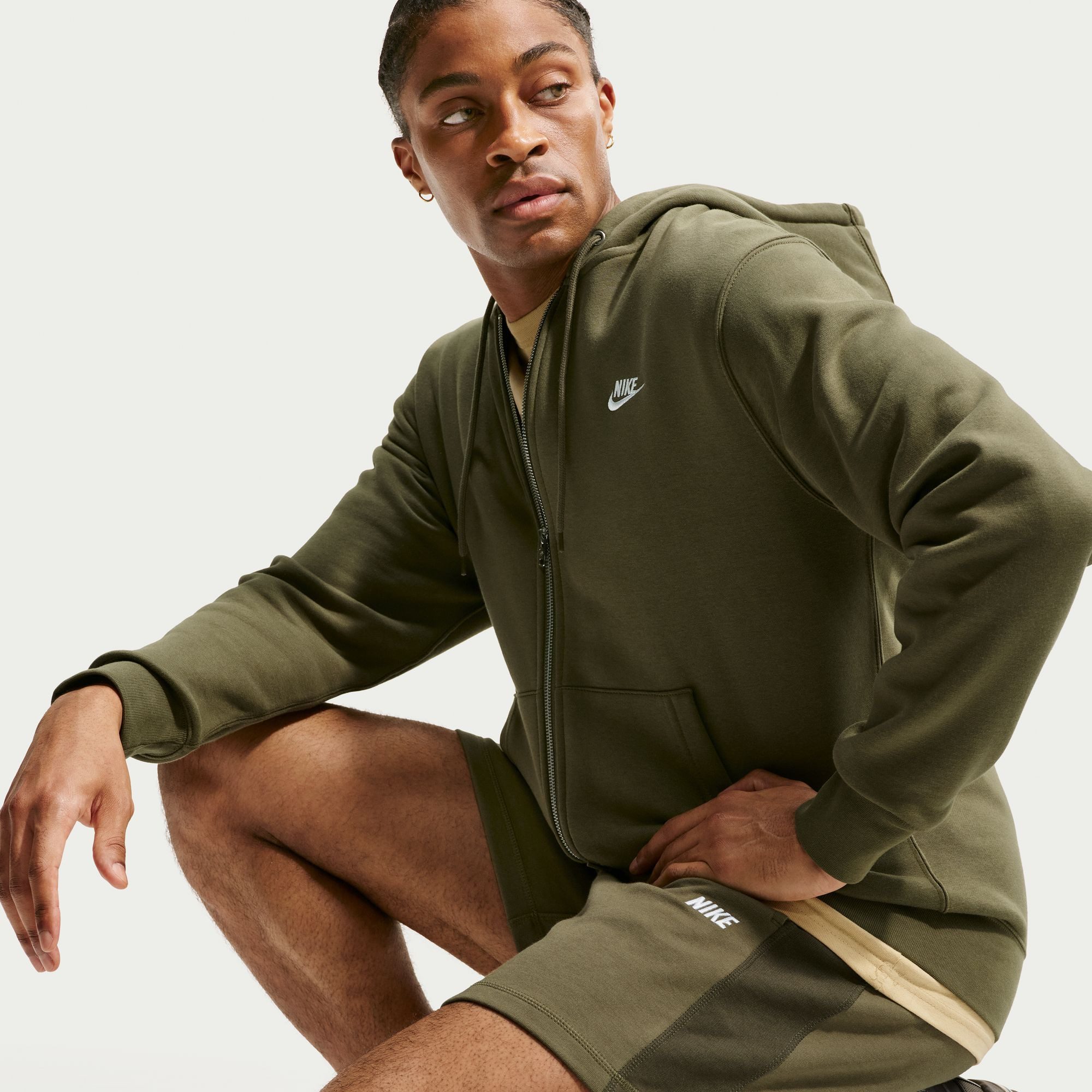 Nike Sportswear Shorts M NK CLUB VARSITY SHORT für Erwachsene, in Größen von S bis XXXL