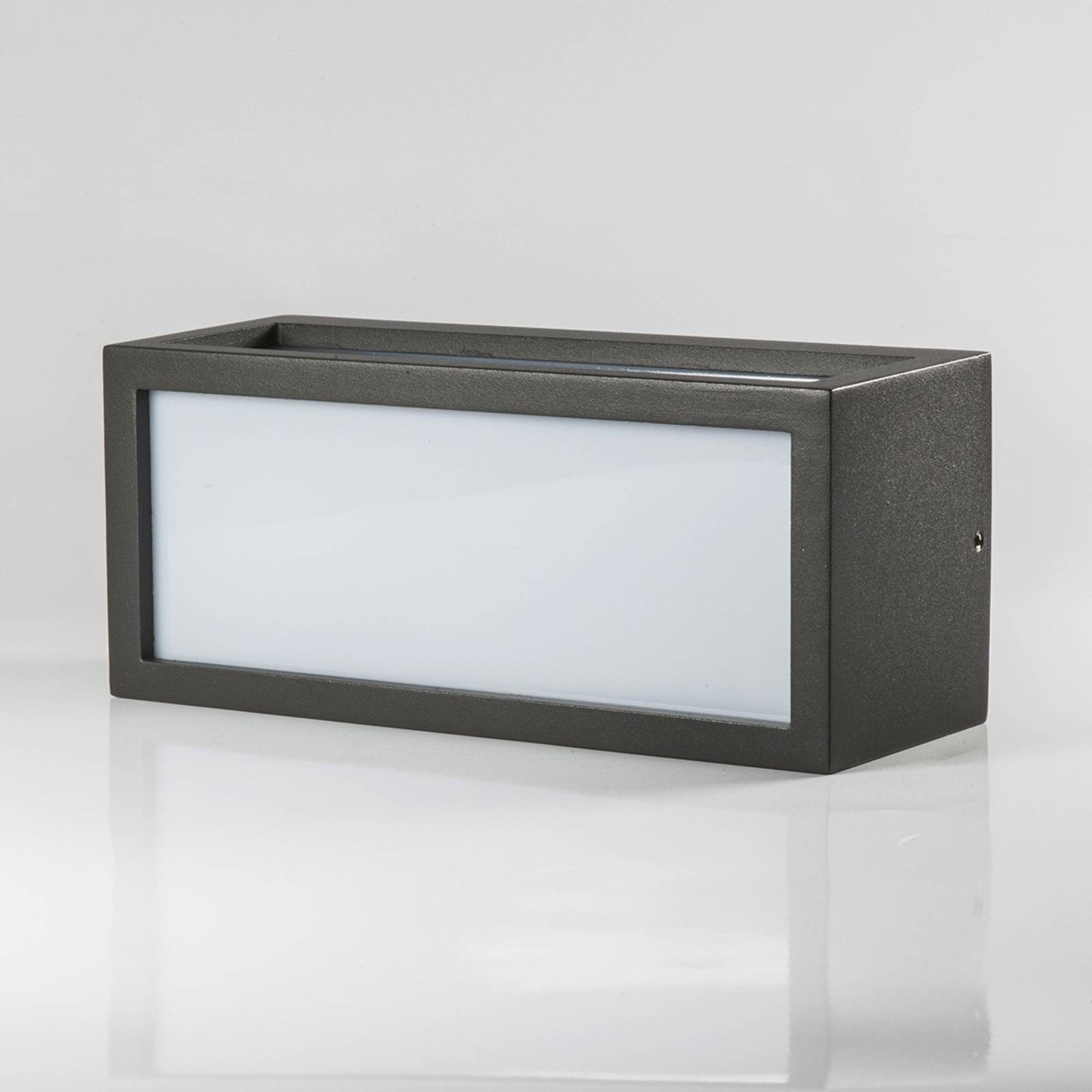 Lucande Außen-Wandleuchte Tame, Metall, Schwarz IP54, 1 x 18 W