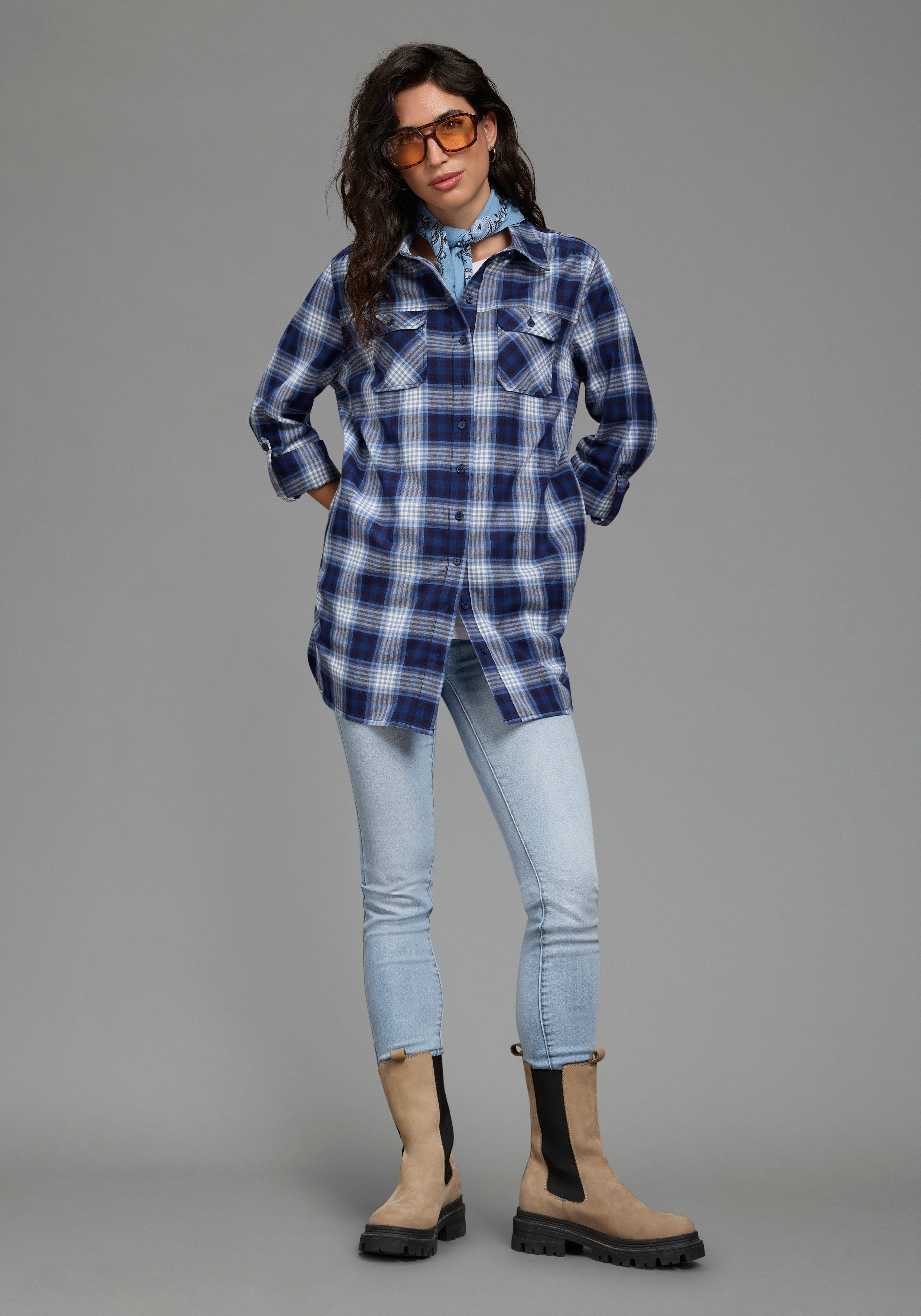 Zum Outfit 11