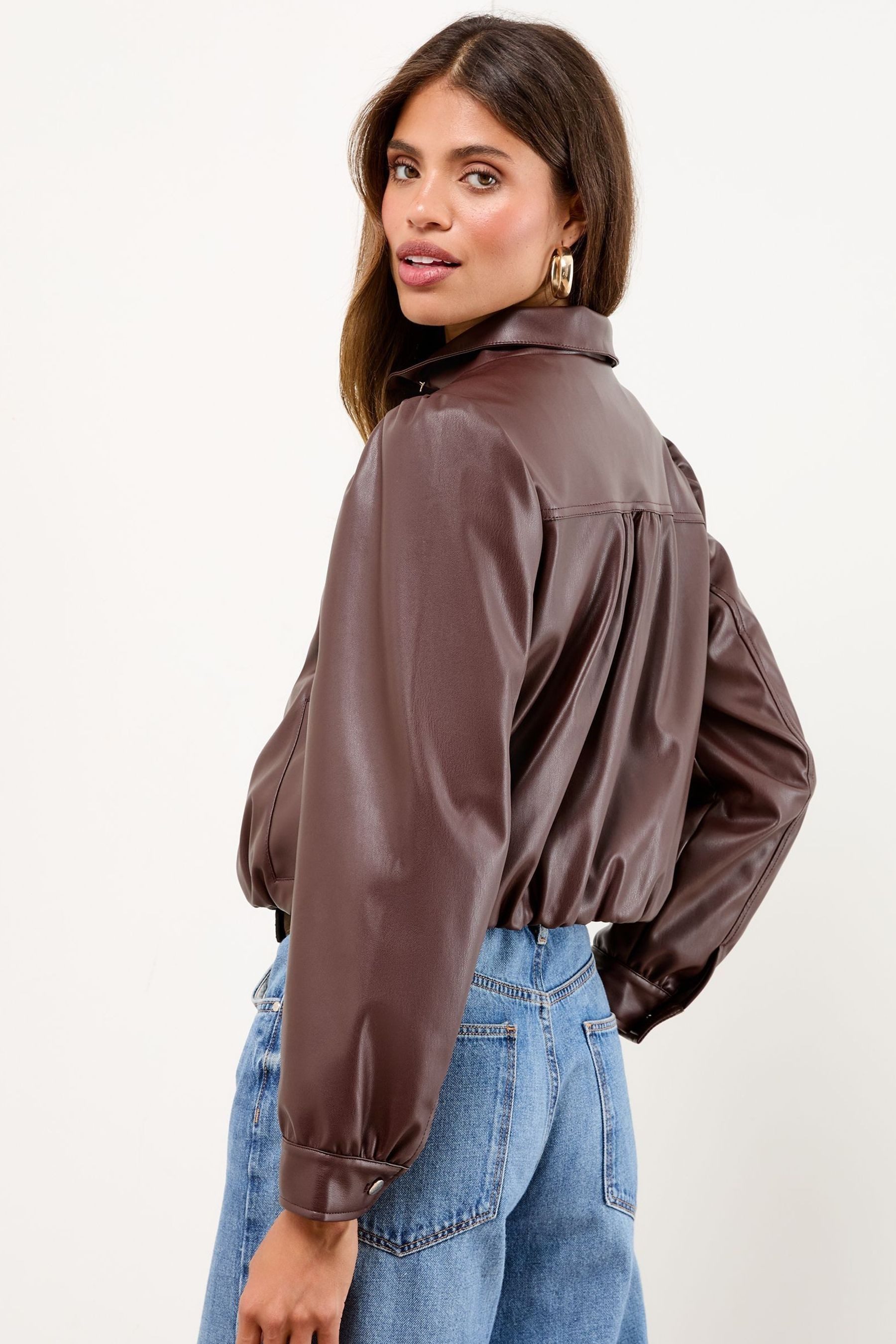 LIPSY Kurzjacke Lipsy Jacke mit Stehkragen und Ballonsaum (1-St) günstig online kaufen