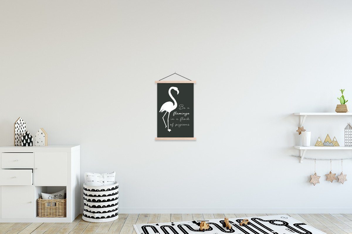MuchoWow Poster Zitat - Flamingo - Schwarz - Weiß, (1 St), Posterleiste, Textilposter für Wohnzimmer, Bilderleiste, Magnetisch