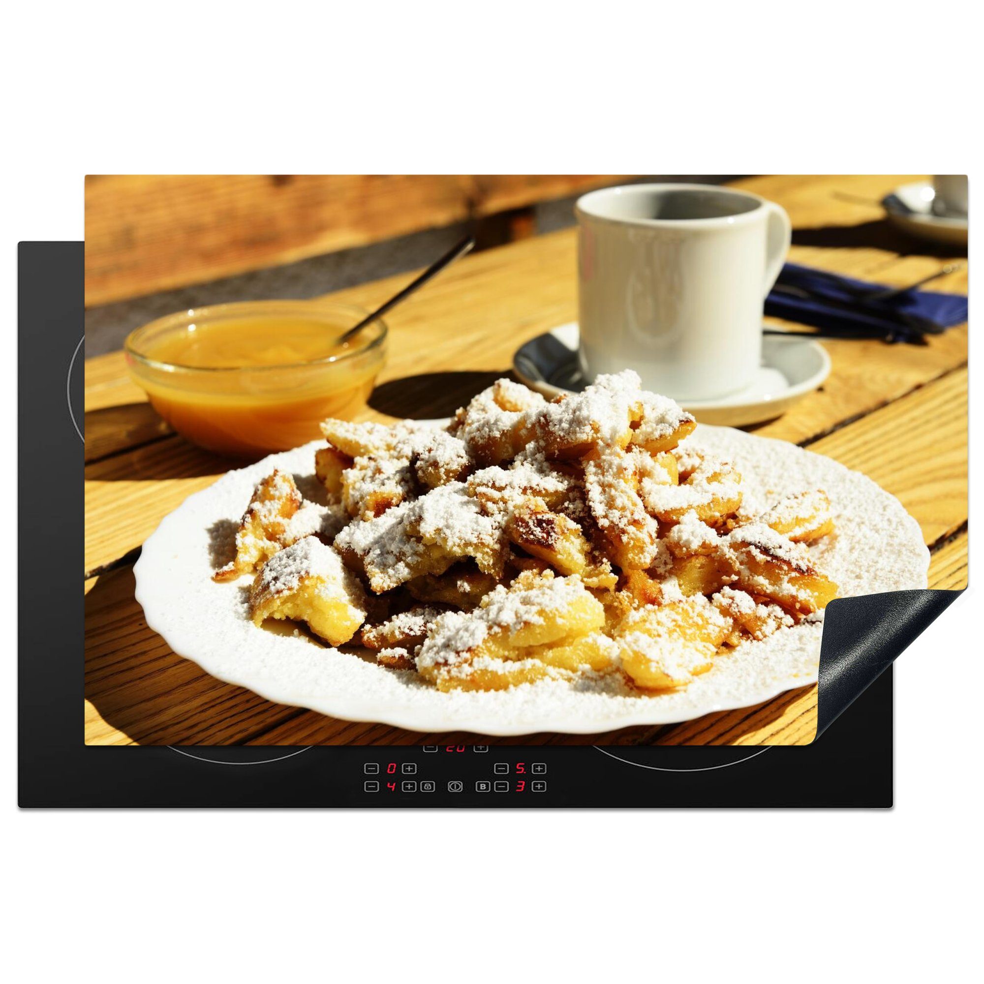 MuchoWow Herdblende-/Abdeckplatte Der Wintersport-Schmankerl-Kaiserschmarrn, Vinyl, (1 tlg), 81x52 cm, Induktionskochfeld Schutz für die küche, Ceranfeldabdeckung