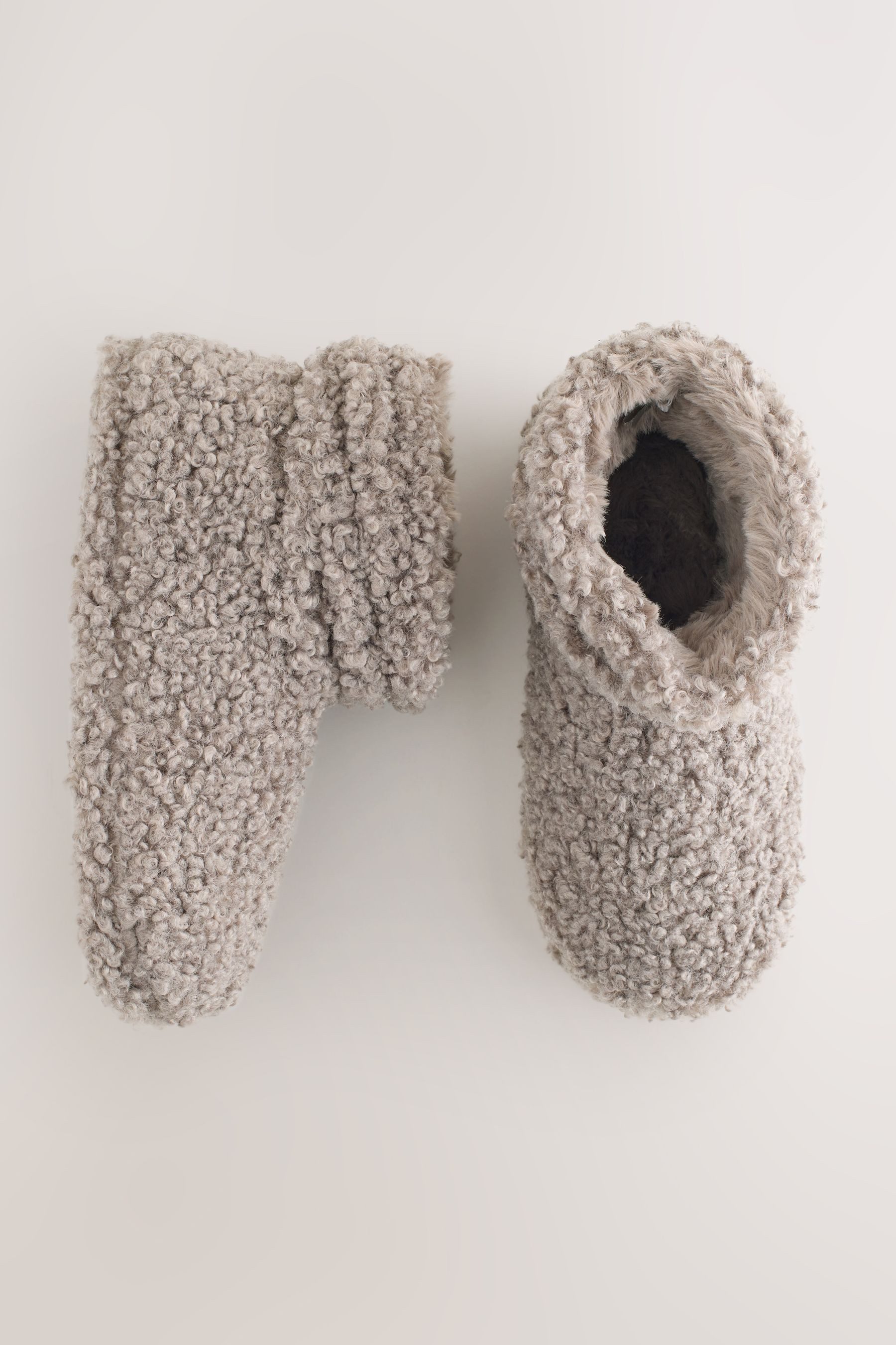 Next Hausstiefel mit Teddyfutter Hausschuh (1-tlg)