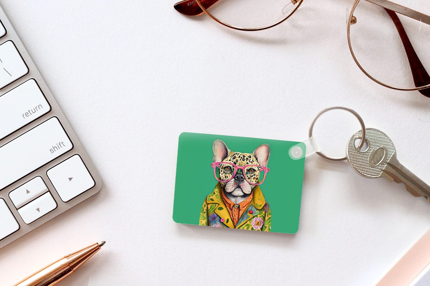 MuchoWow Schlüsselanhänger Bulldogge - Brille - Design - Hund - Tiere, Rechteckig mit Schlüsselring, Geschenk, Accessoire, 6x4 cm