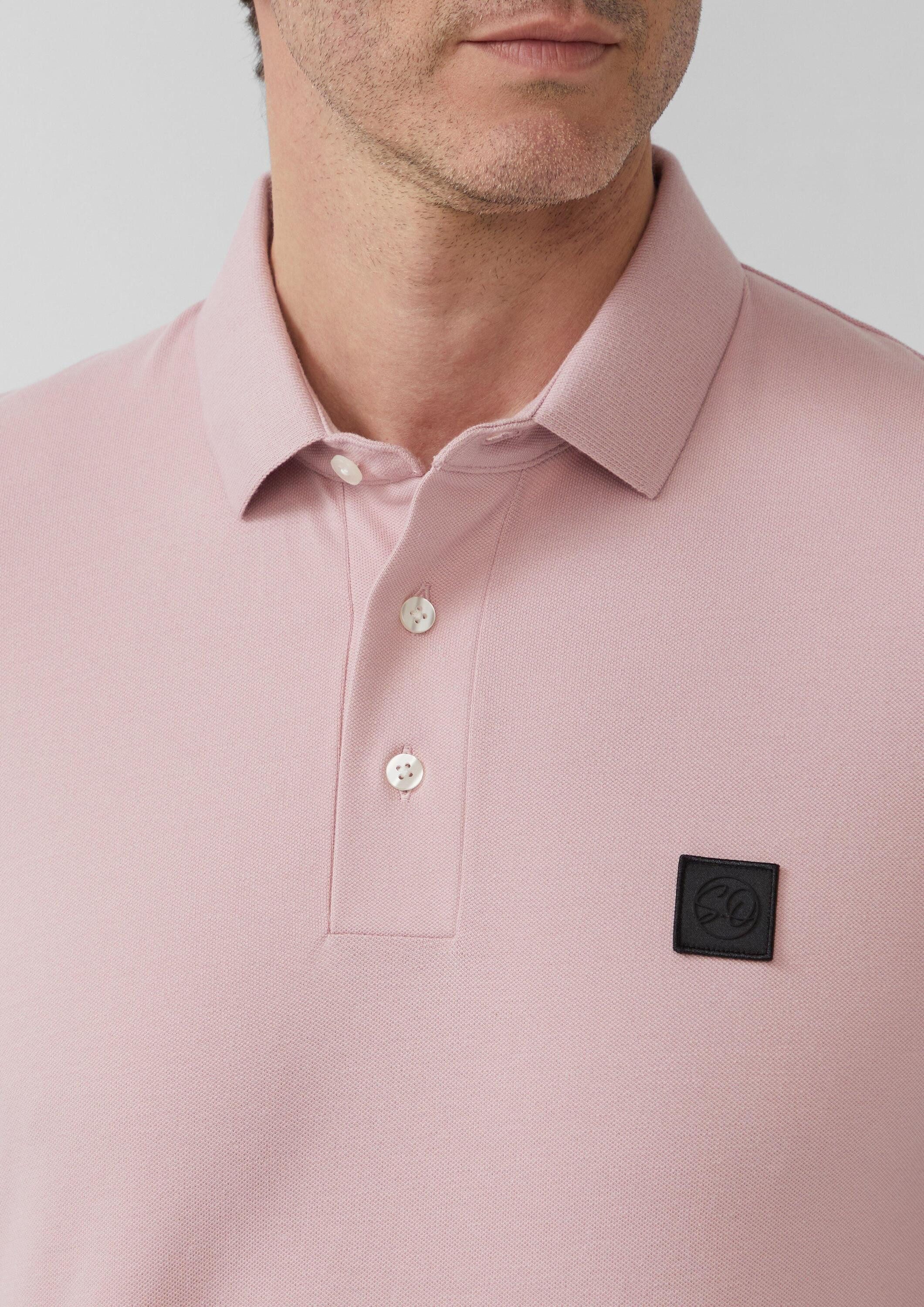 s.Oliver Kurzarmshirt Polo-Shirt Piqué-Poloshirt aus Baumwollstretch mit Label-Patch