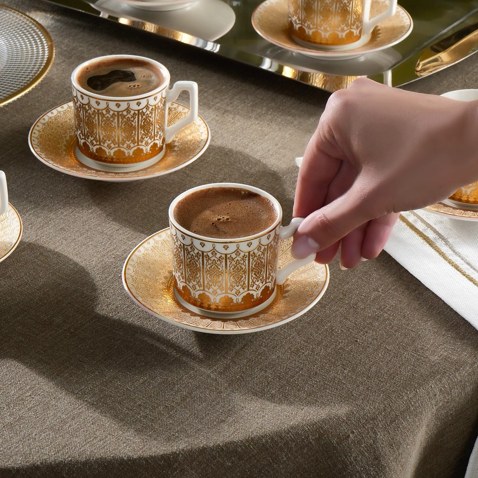 Karaca Coffee-to-go-Becher Karaca Aslı 6-Personen Kaffeetassen-Set, BONE PORCELAIN – Bild 4 von 5