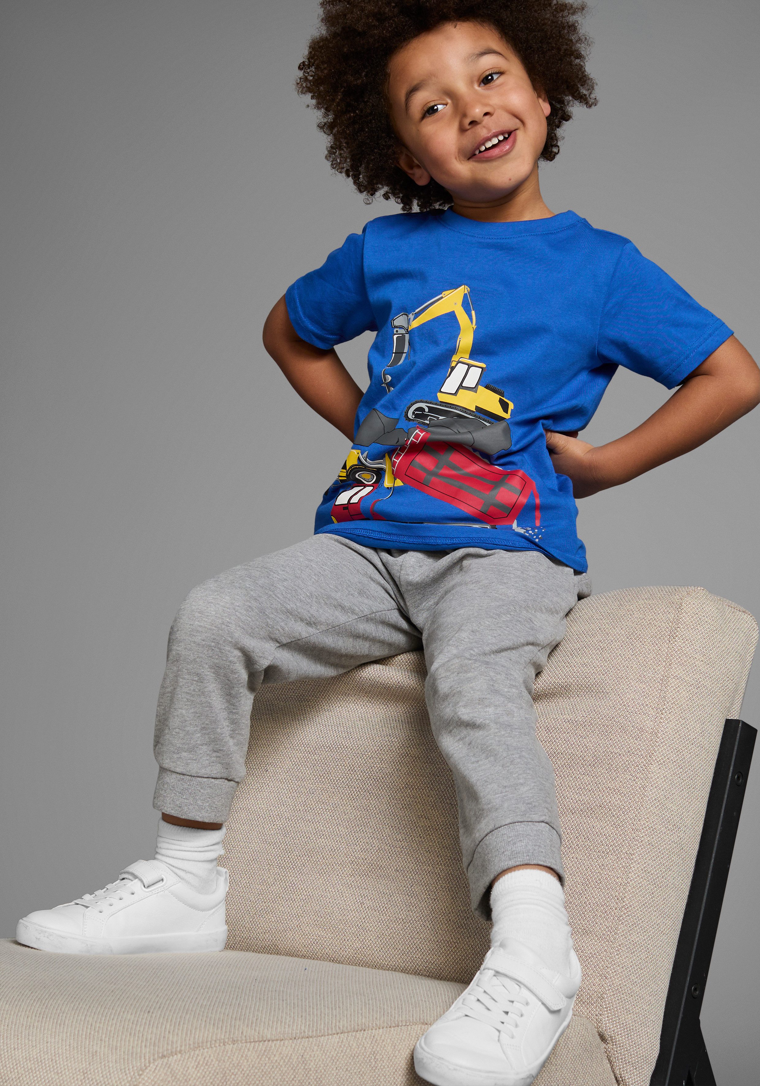 KIDSWORLD T-Shirt mit coolen BAUMASCHINEN Print Kurzarm, Basic-Passform, bedruckt, Rundhalsausschnitt