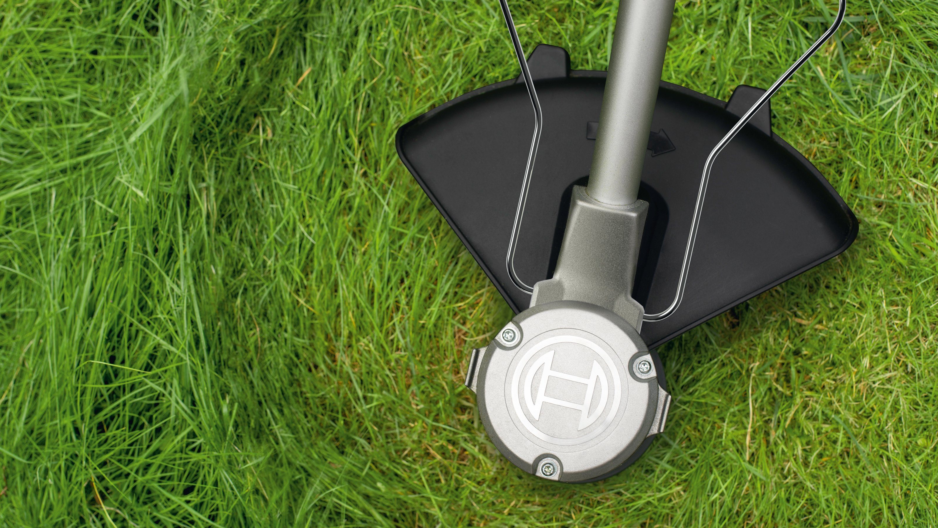 Bosch Home & Garden Akku-Rasentrimmer AdvancedGrassCut 36V 33, mit Akku 36V/2,0 Ah und Ladegerät – Bild 3 von 5