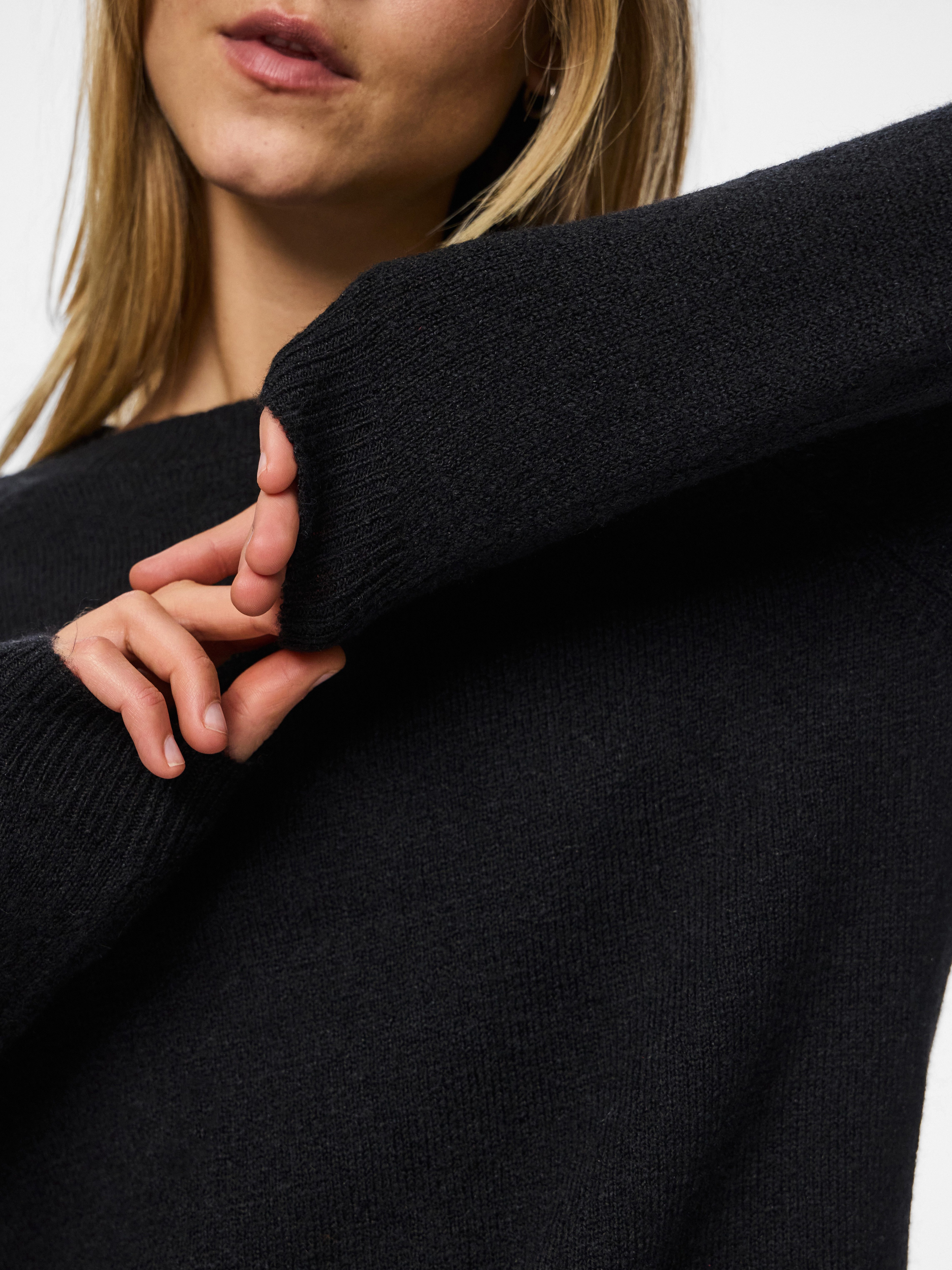 pieces Strickpullover PCJULIANA LS O-NECK KNIT NOOS BC