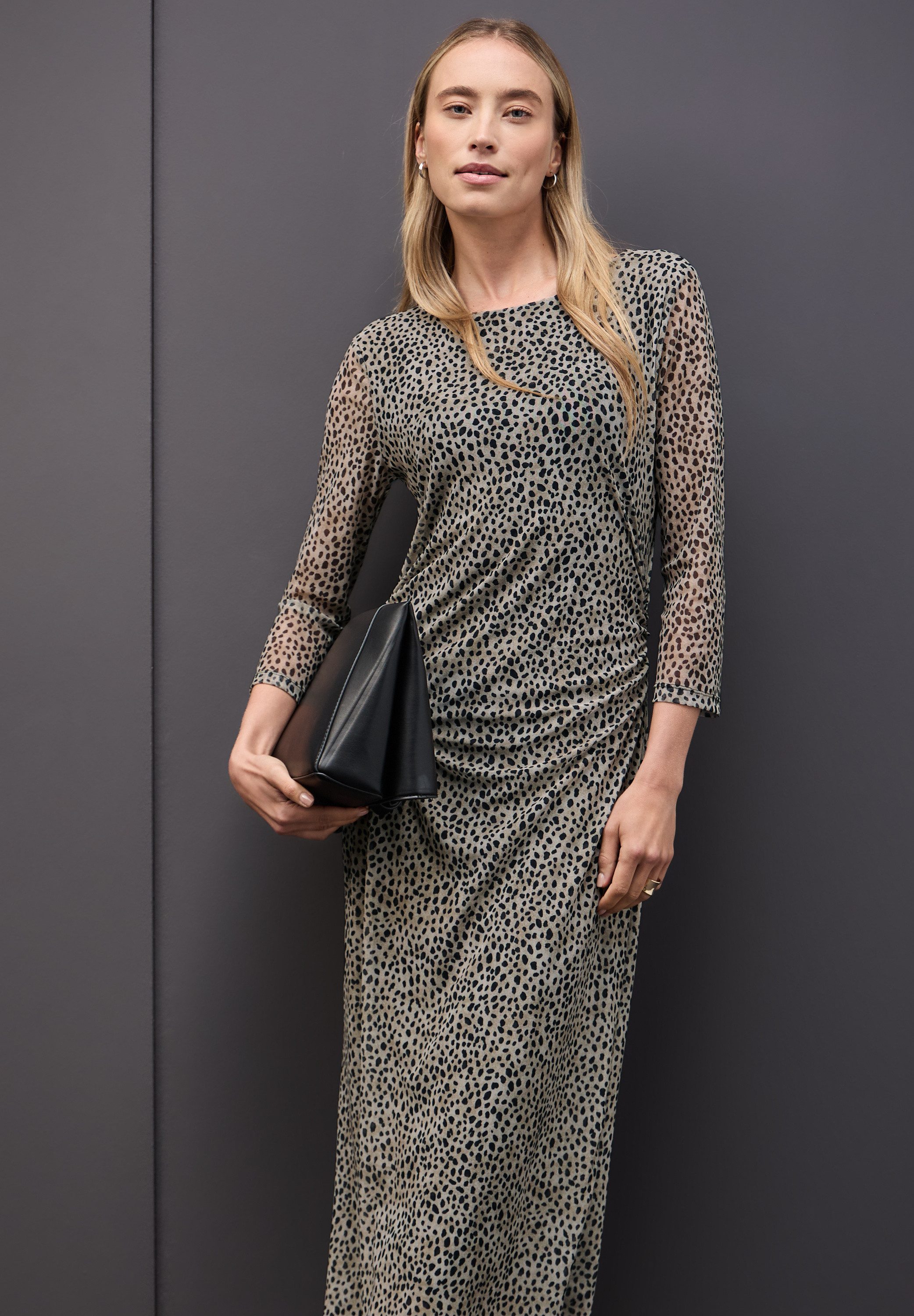 STREET ONE Meshkleid mit Leo-Muster, seitliche Raffungen
