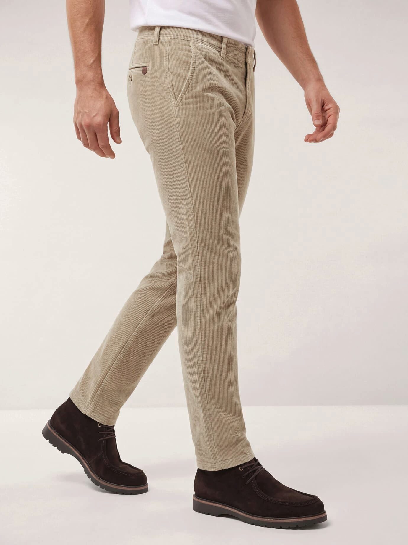 Walbusch Cordhose Herren Cordhose aus weicher Baumwolle Modern fit, modern, Kurzgröße