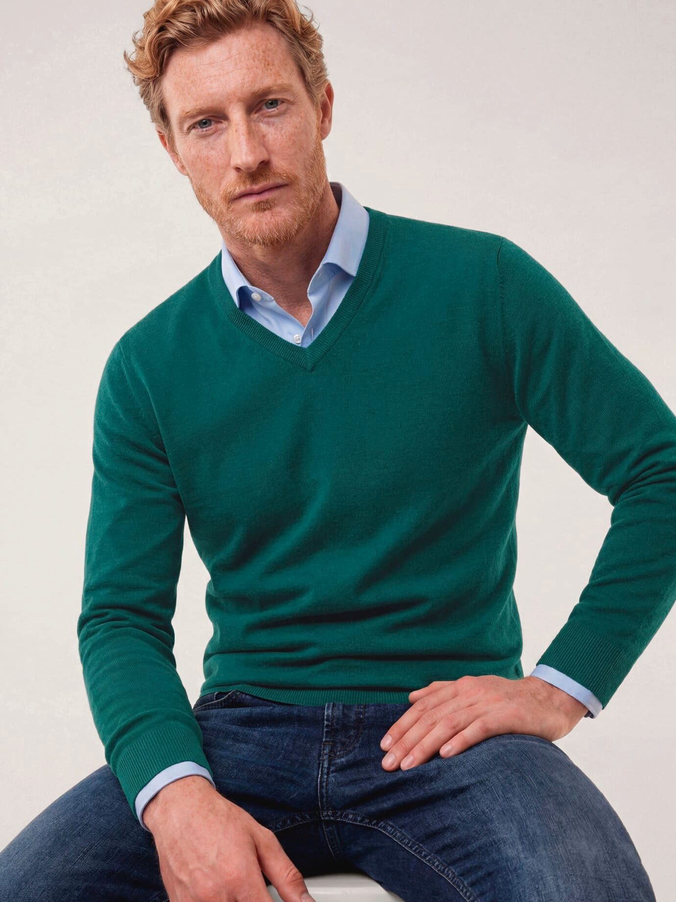 Walbusch V-Ausschnitt-Pullover Herren Merino V-Ausschnitt-Pullover extrafein 19,5 Mikron, temperaturausgleichend, waschmaschinenfest