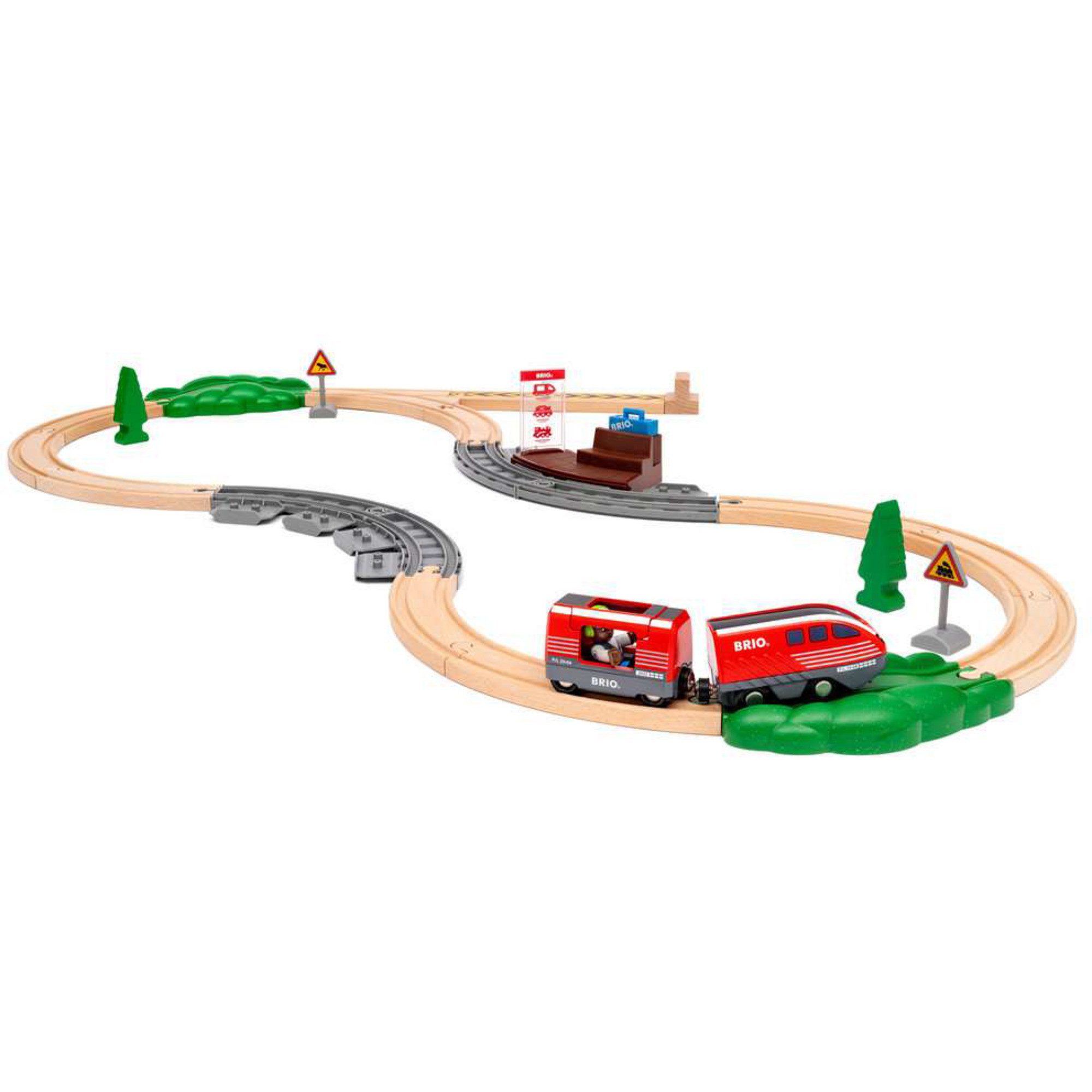 BRIO® Spielzeugeisenbahn-Set BRIO World World - Zugset mit Rückziehmotor