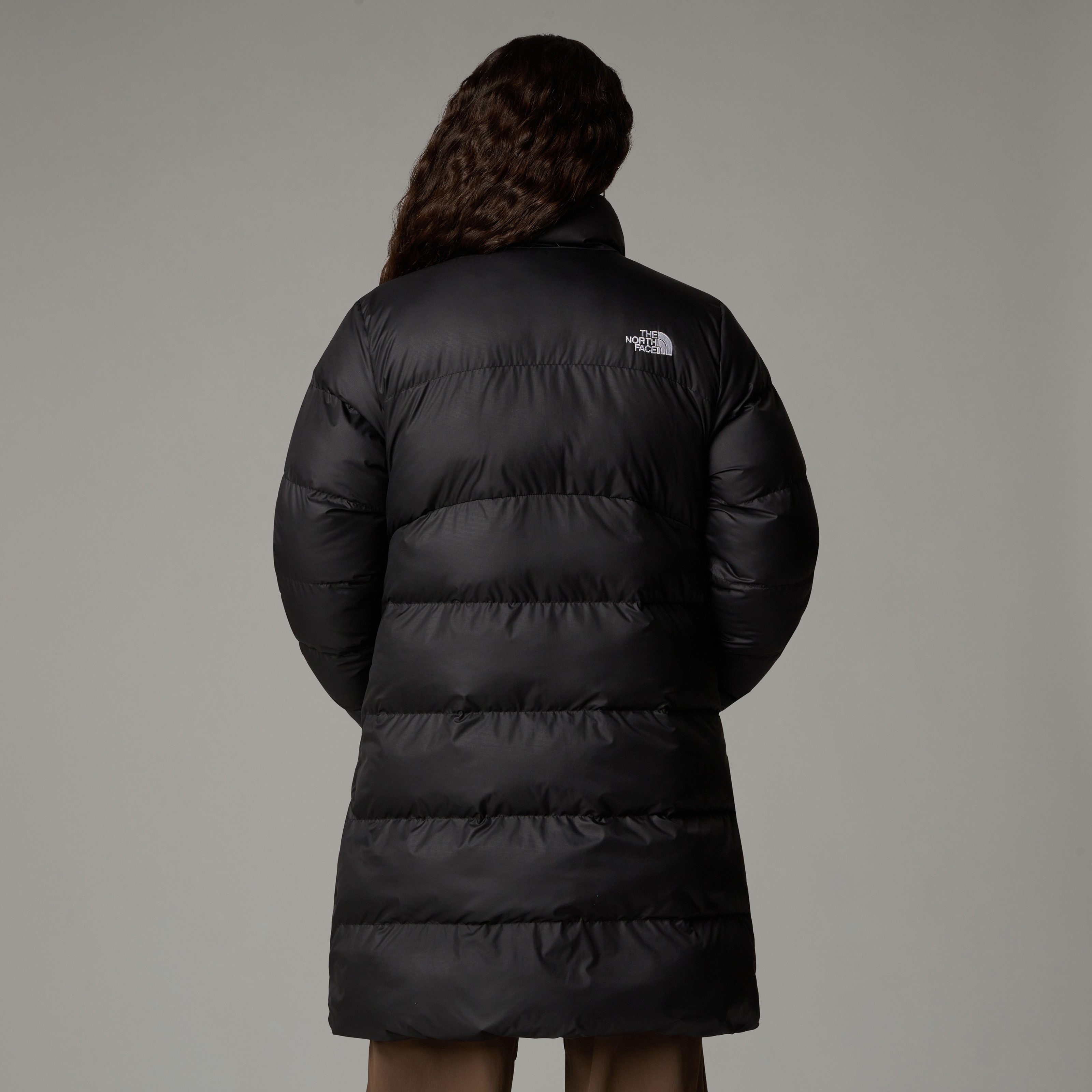 The North Face Steppmantel W SAIKURU PARKA mit voluminöser Isolierung, aus Polyester, lässige Silhouette