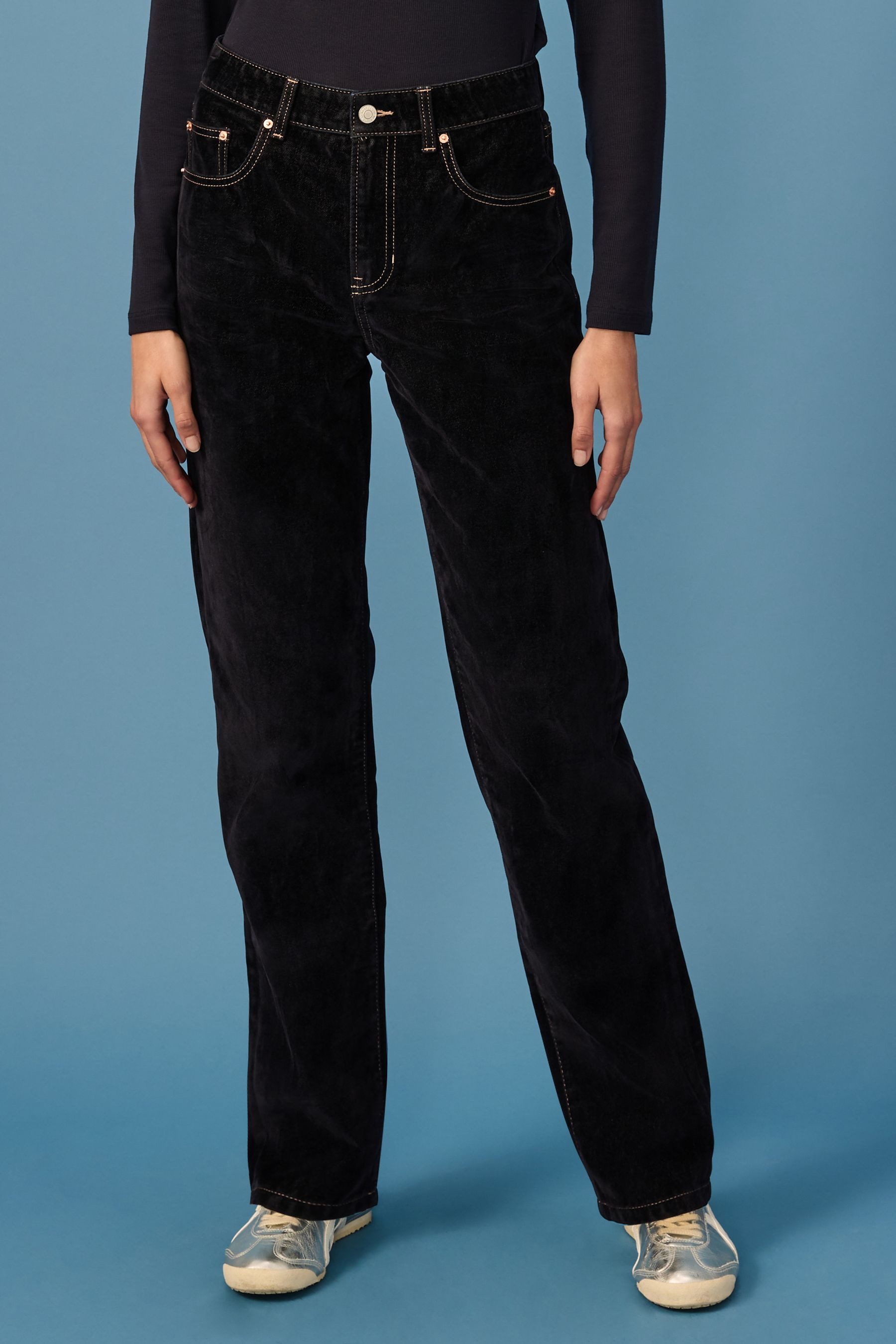 Next Straight-Jeans Steife Straight Fit Jeans (1-tlg)