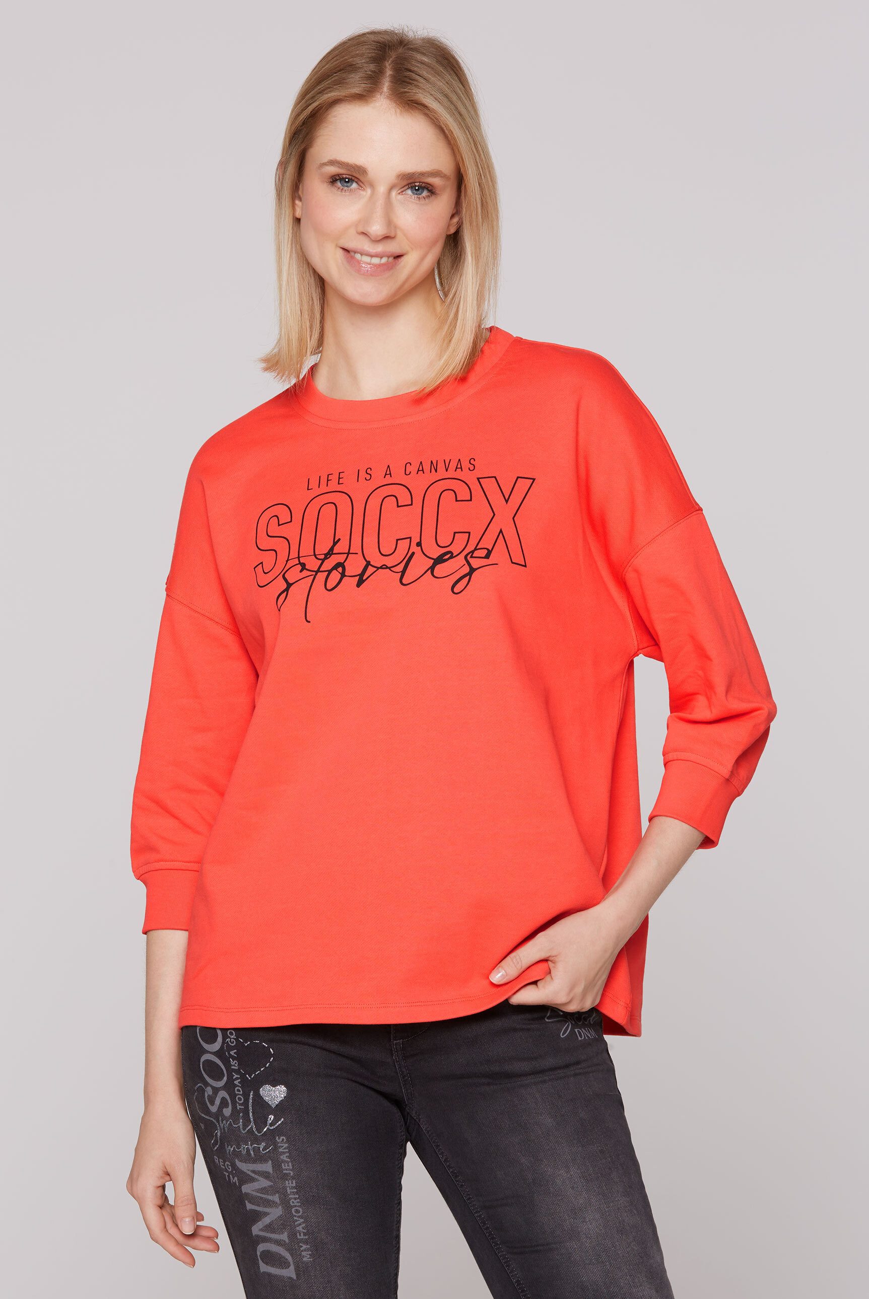 SOCCX Sweater mit überschnittenen Schultern
