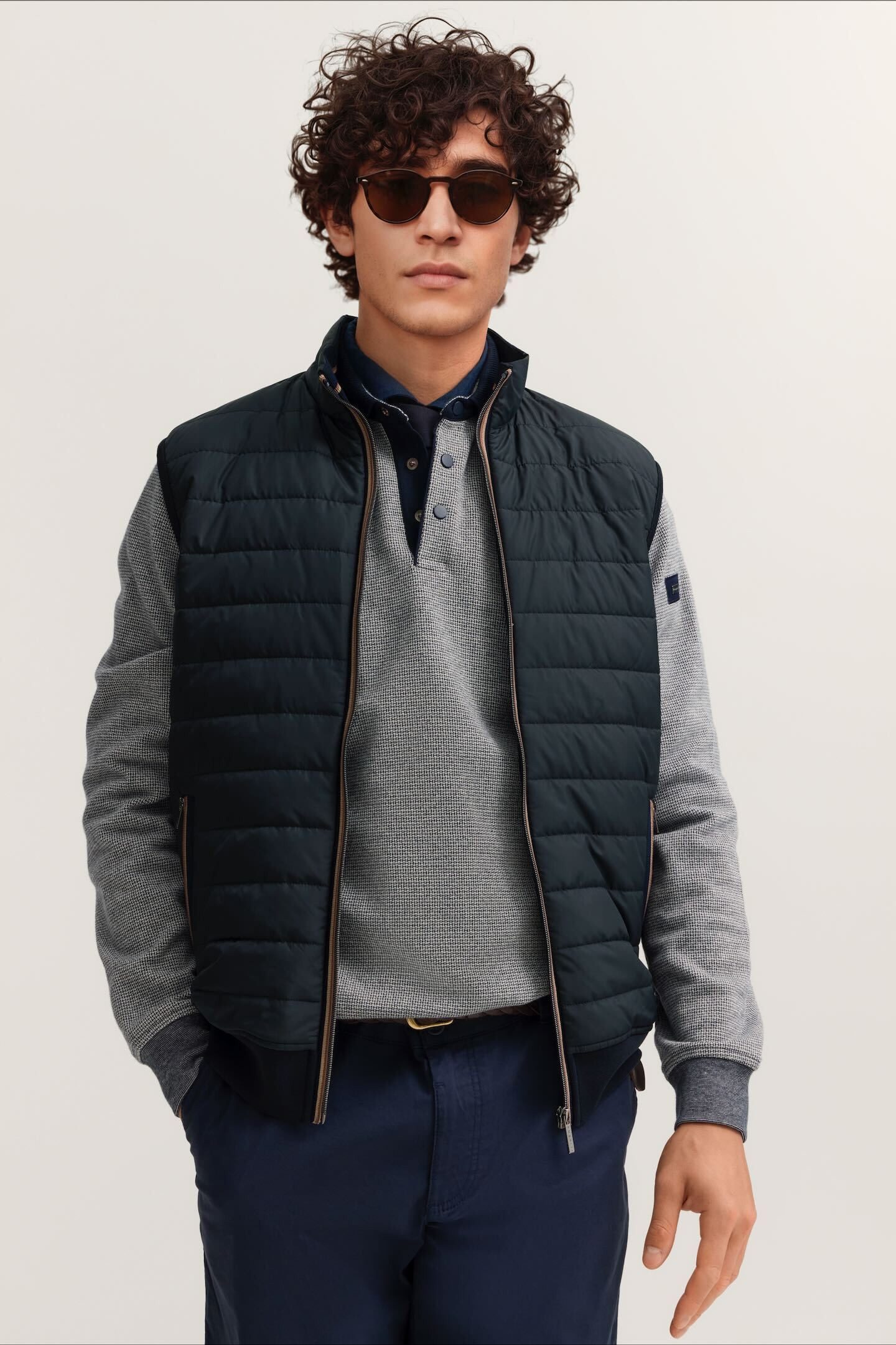 bugatti Steppweste Regular Fit Rücken aus Baumwolle