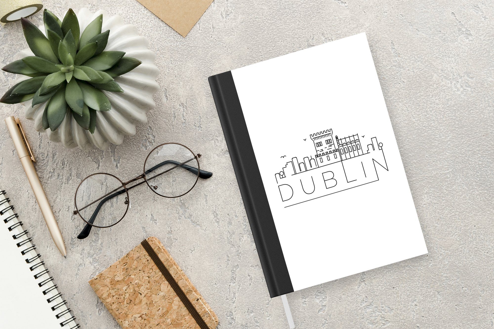 MuchoWow Notizbuch Skyline "Dublin" weiß, Notizheft, Seiten, Haushaltsbuch 98 A5, Merkzettel, Journal, Tagebuch