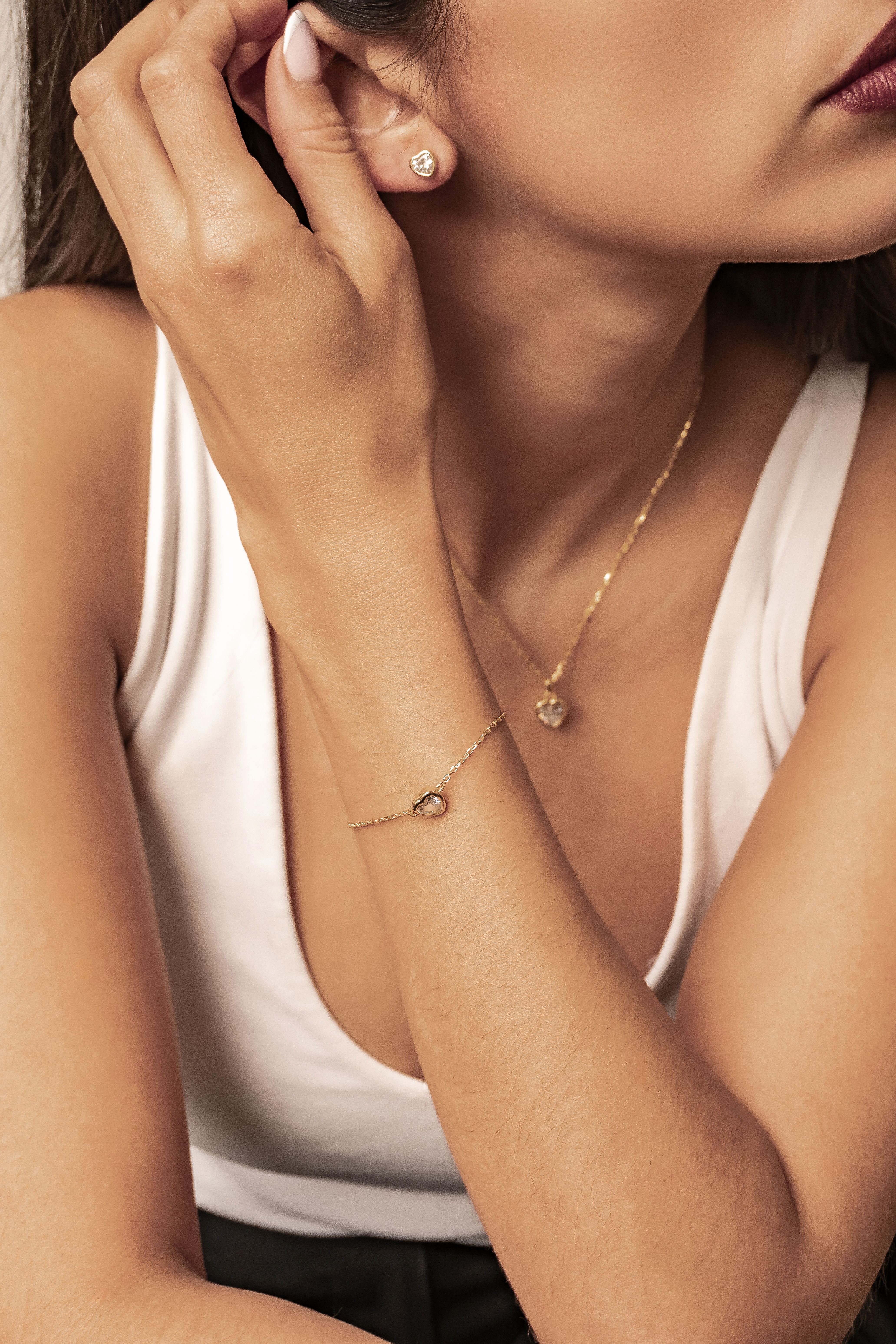 Hey Happiness Schmuckset Lumina Herz, aus 925 Silber mit Zirkonia Herzen, Elegantes Damen Set mit Herz Kette, Armband & Ohrsteckern