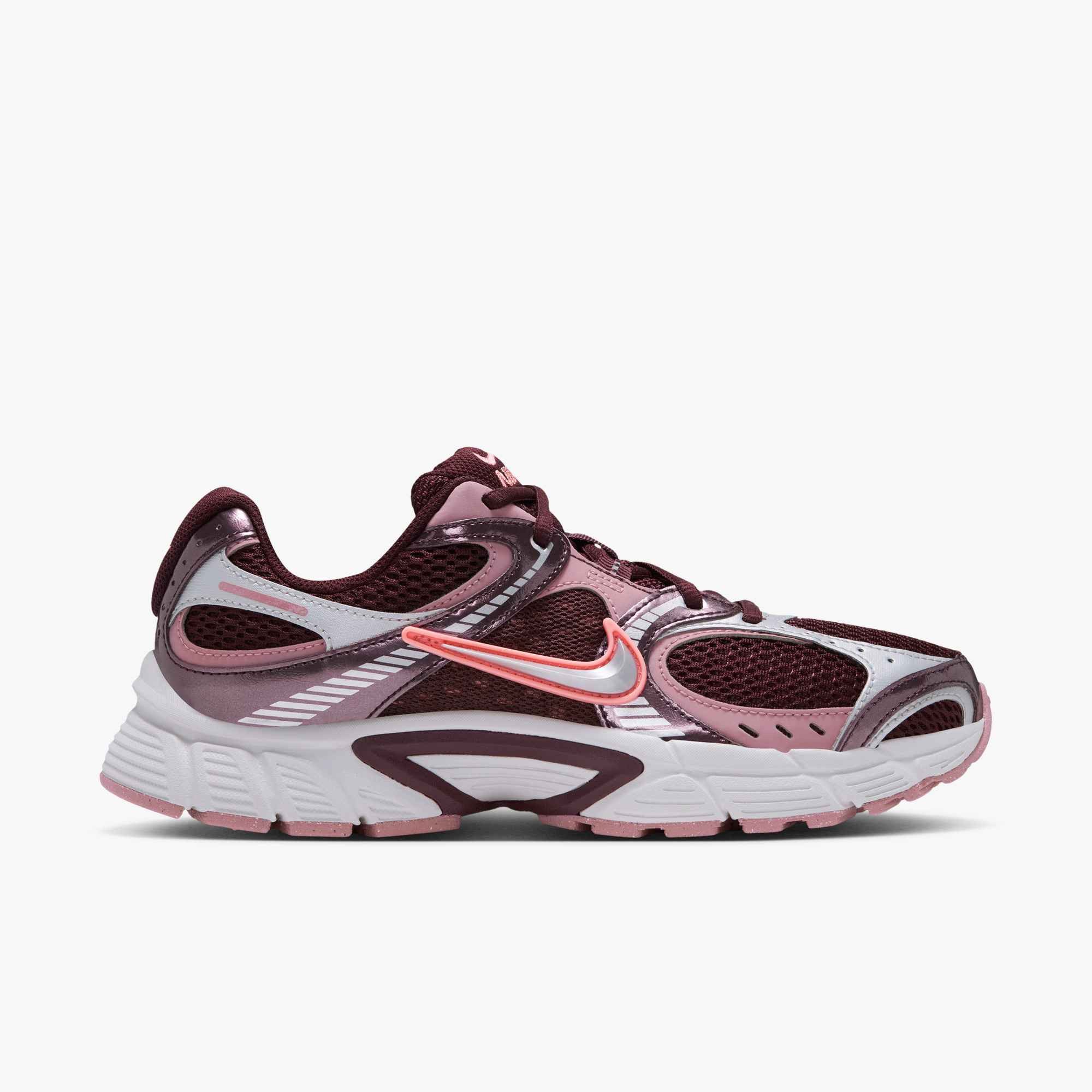 Nike Sportswear V5 RNR Sneaker inspiriert vom Design des Y2K Nike Vomero 5