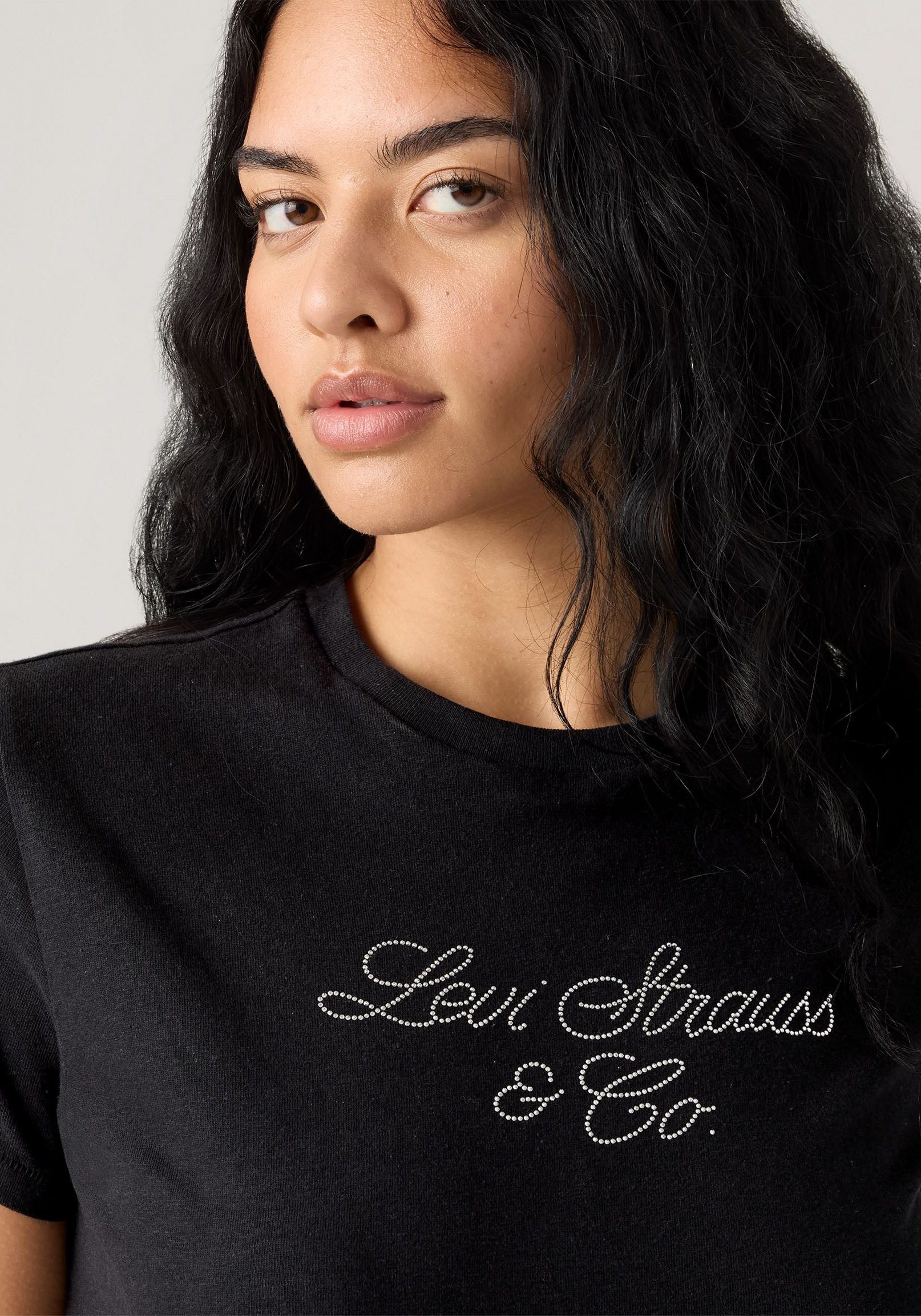 Levi's® T-Shirt GRAPHIC CLASSIC T Glitzerne Applikation
