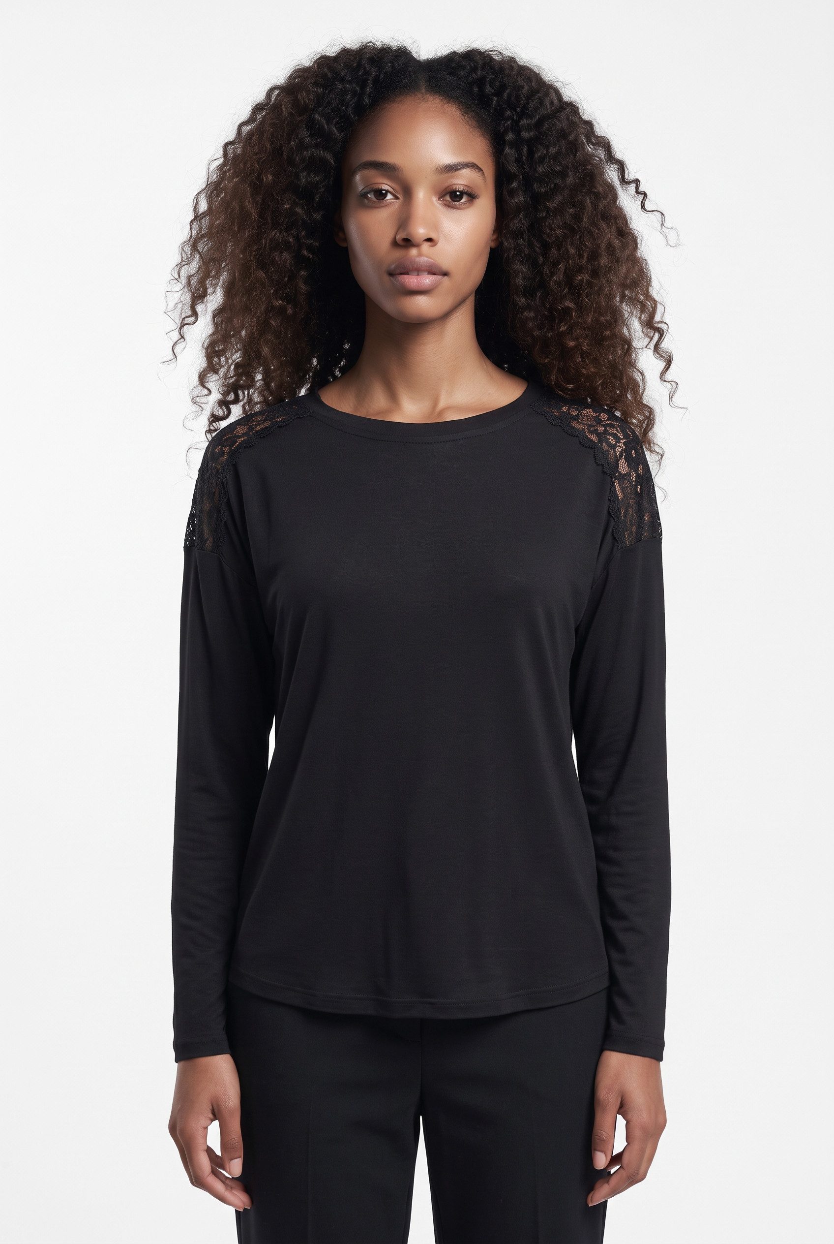 ONLY T-Shirt ONLLUNI L/S TOP WITH LACE DETAILS CS JRS Viskosemischung, regular fit