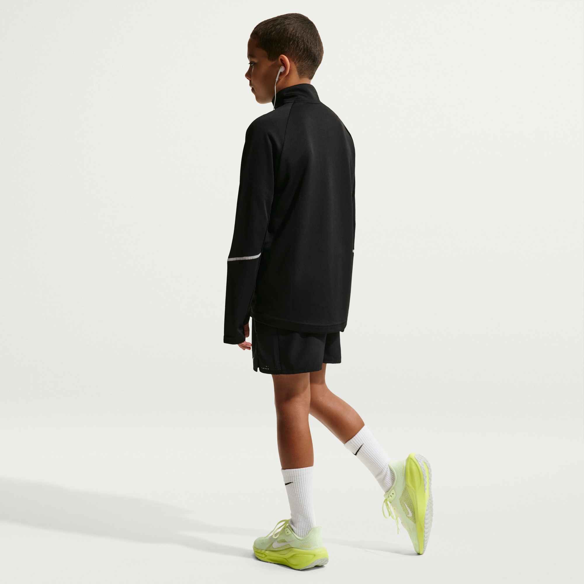 Nike Trainingsshorts K NK DF MILER SHORT Für Kinder und Jugendliche