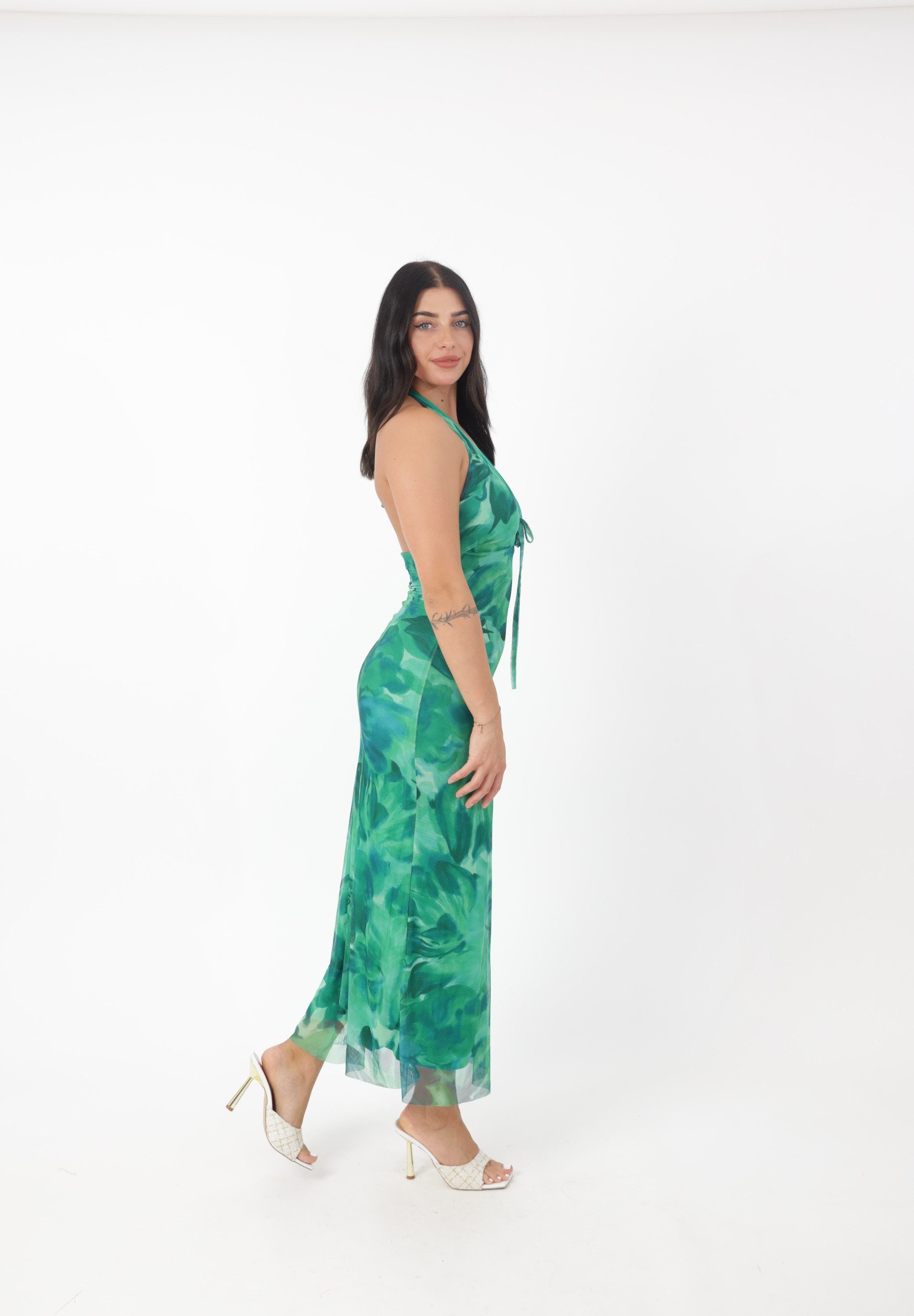 Elara Sommerkleid Damen Maxikleid mit Batikmuster – Neckholderkleid mit Rückenausschnitt mit Muster