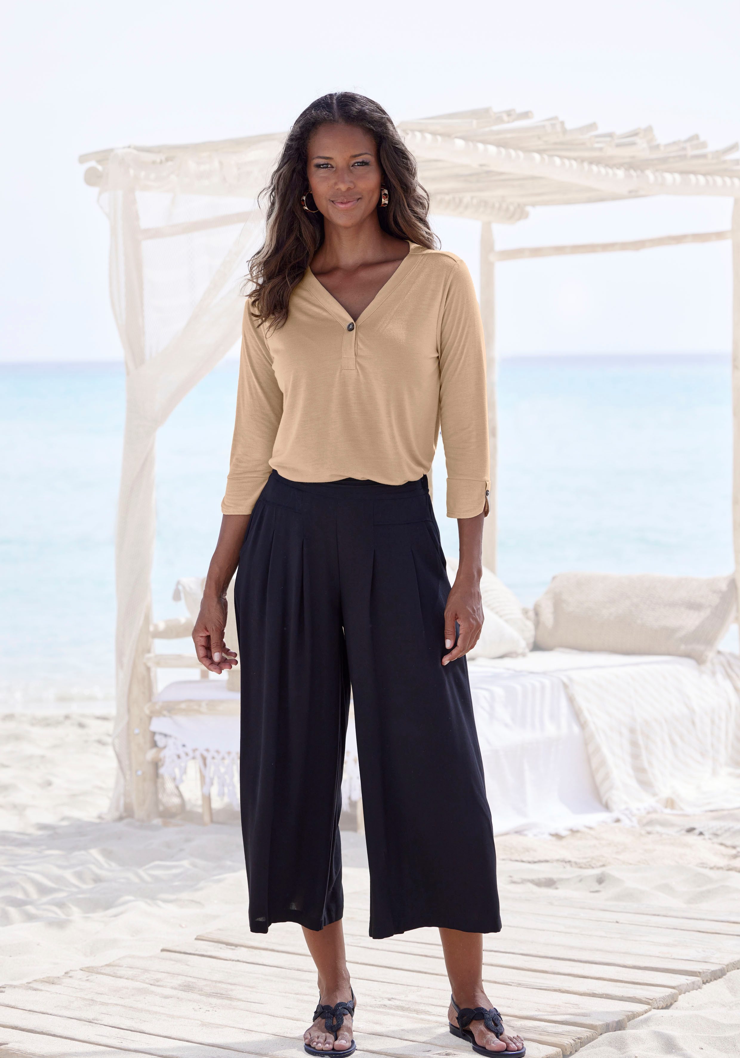 LASCANA Blusenshirt mit Knopfdetails aus weicher Qualität mit Viskose